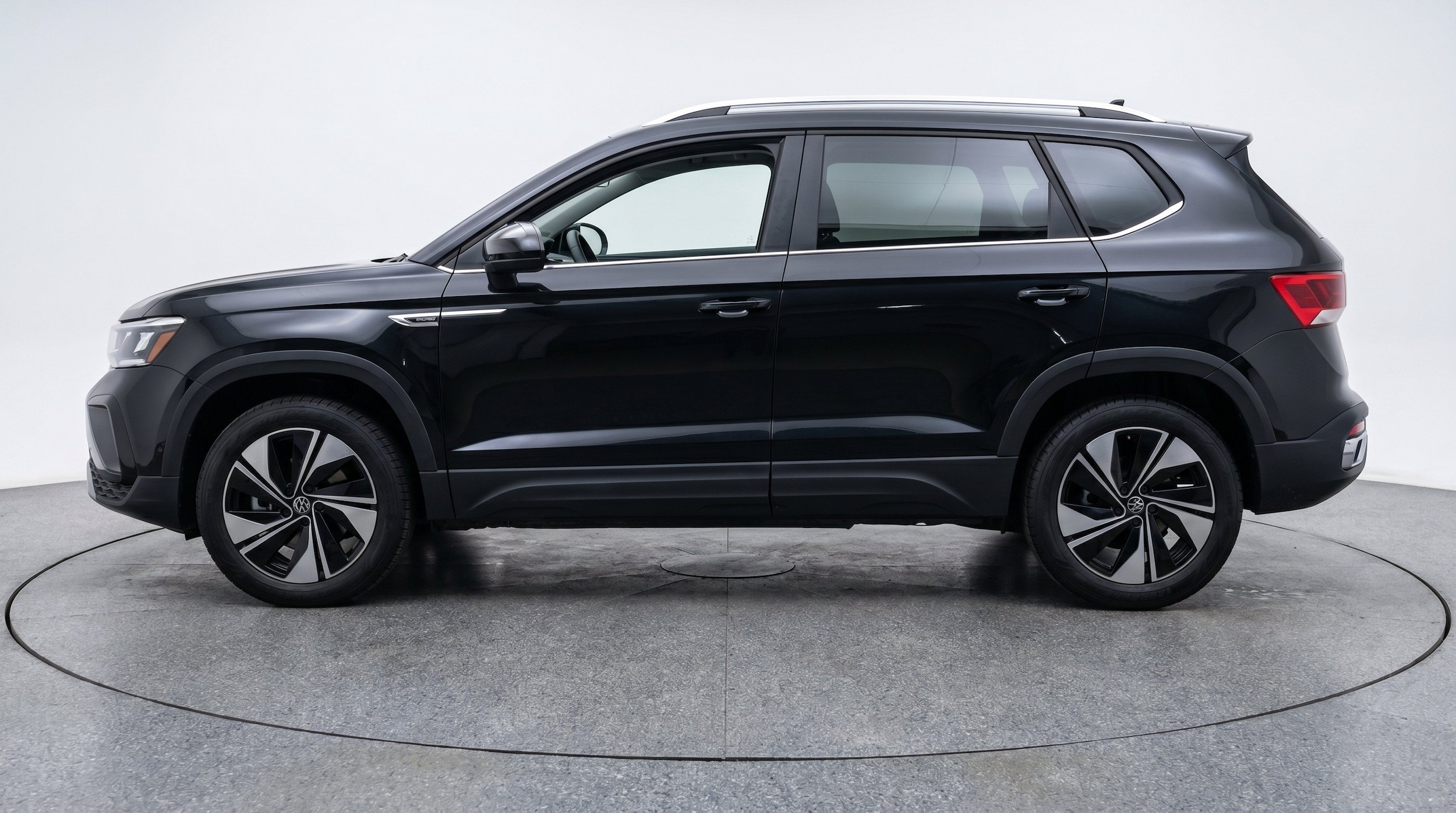 Thumbnail: 2026 Volkswagen Taos - 5