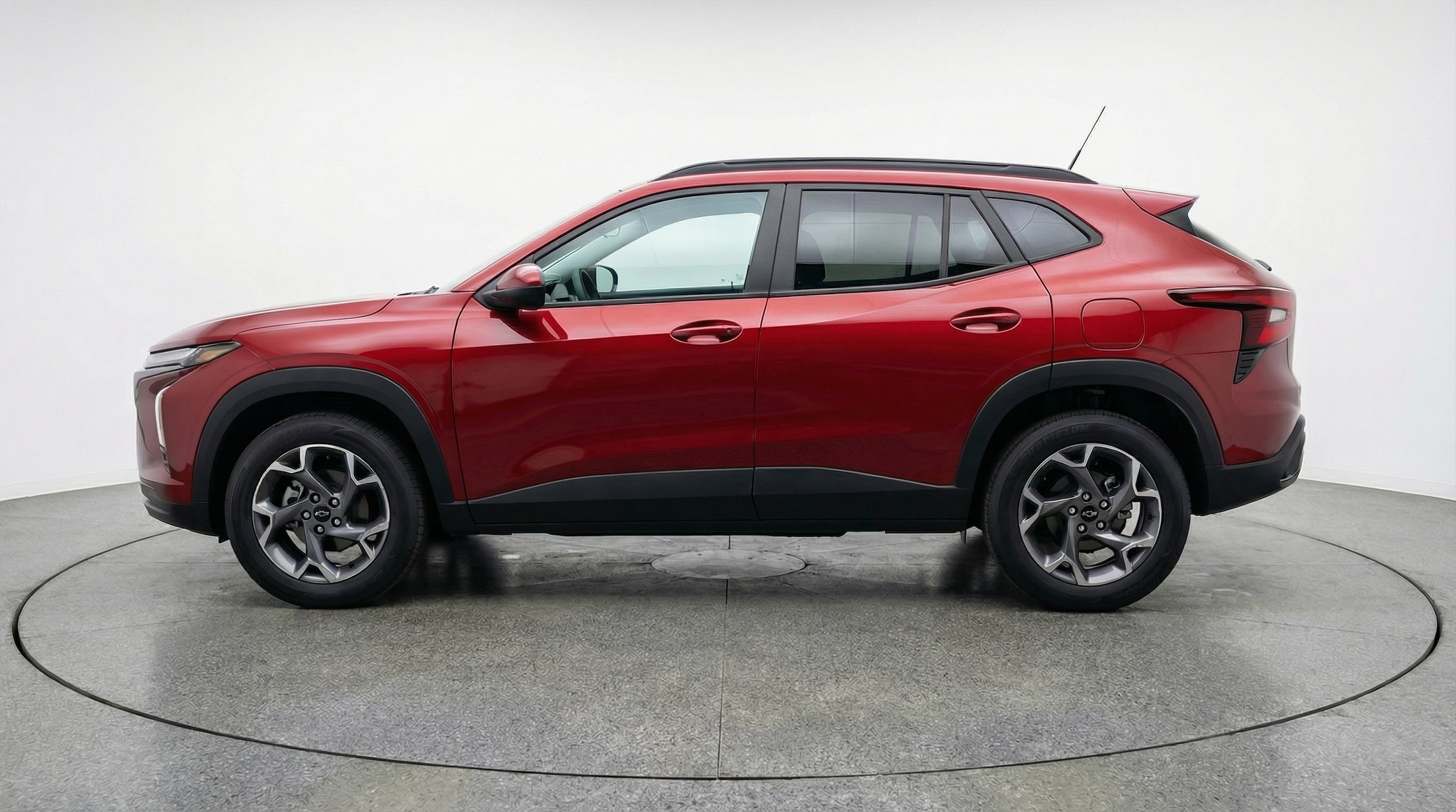 Thumbnail: 2025 Chevrolet Trax - 4