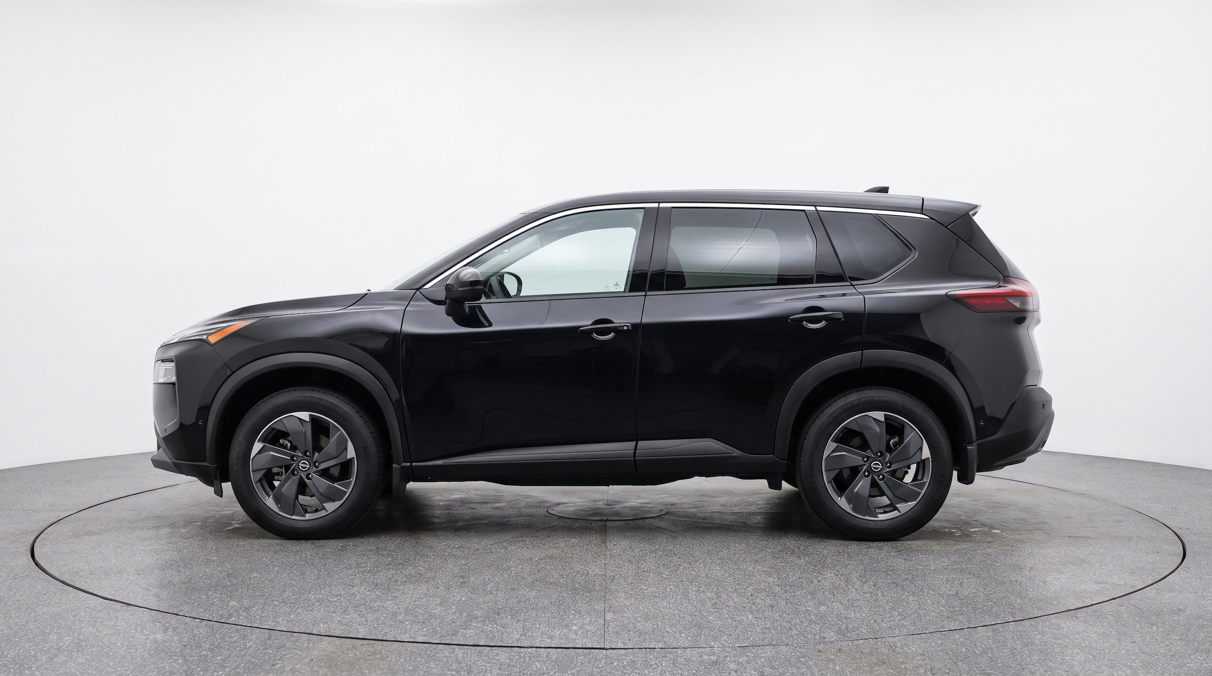Thumbnail: 2025 Nissan Rogue - 5
