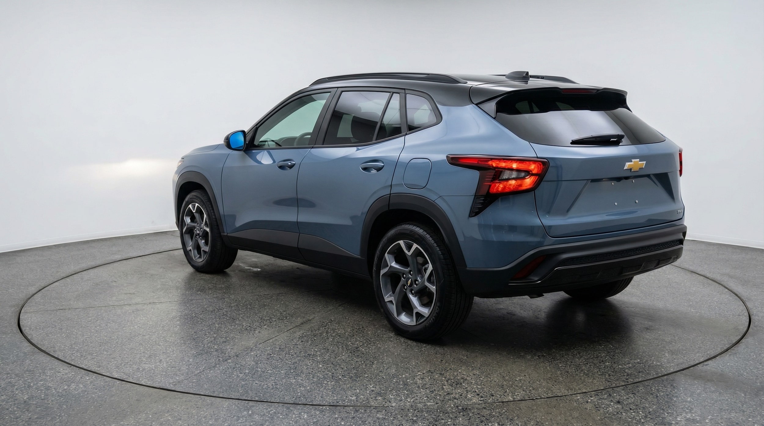 Thumbnail: 2025 Chevrolet Trax - 5