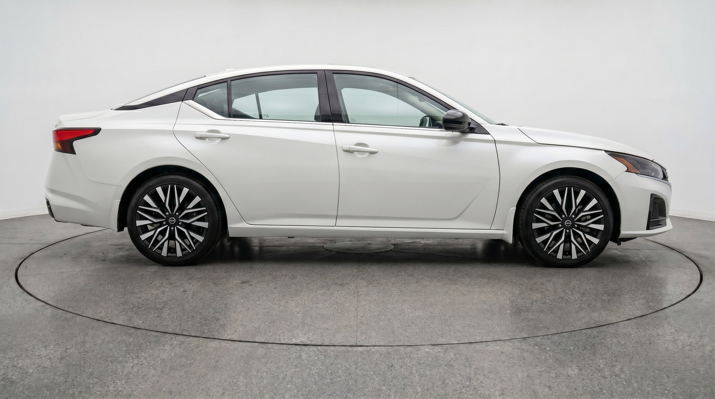 Thumbnail: 2025 Nissan Altima - 11