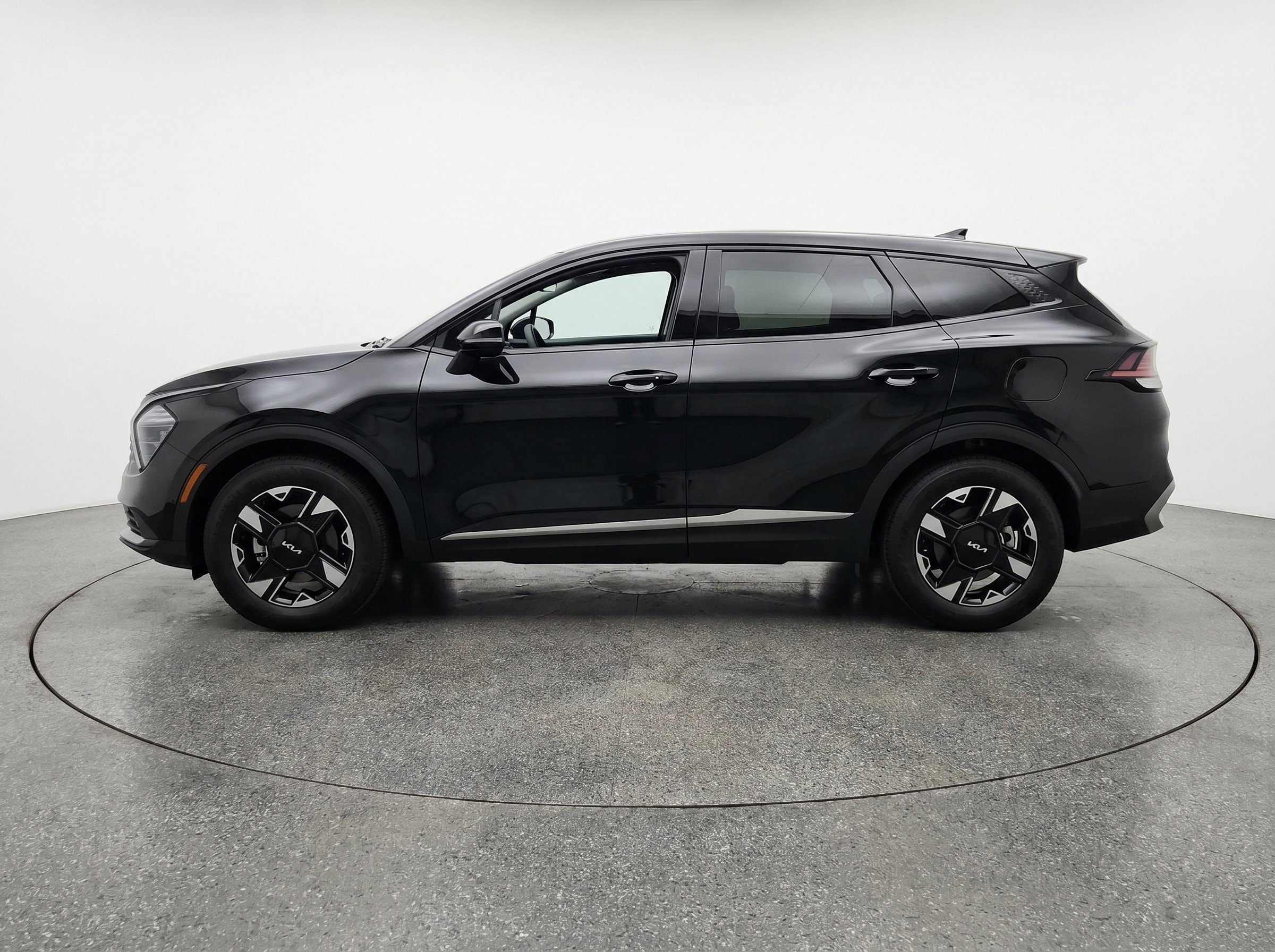Thumbnail: 2026 Kia Sportage - 5
