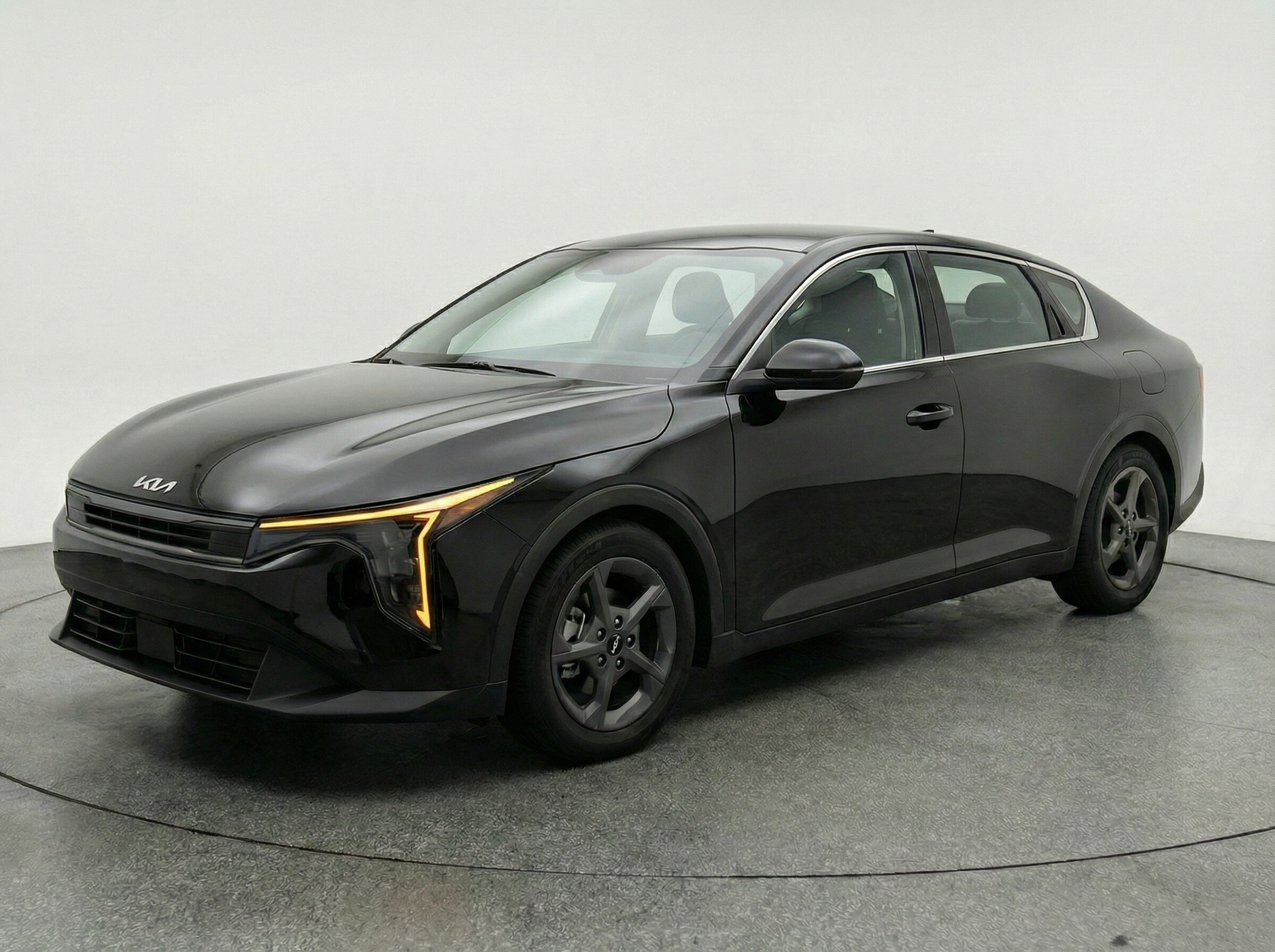 Thumbnail: 2025 Kia K4 - 3