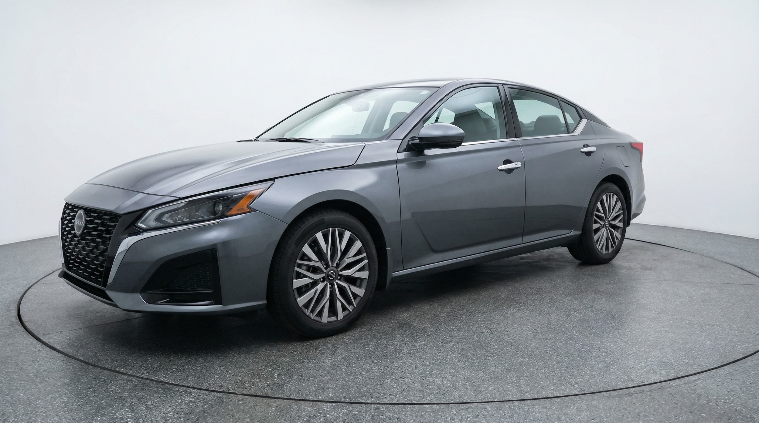 Thumbnail: 2025 Nissan Altima - 3