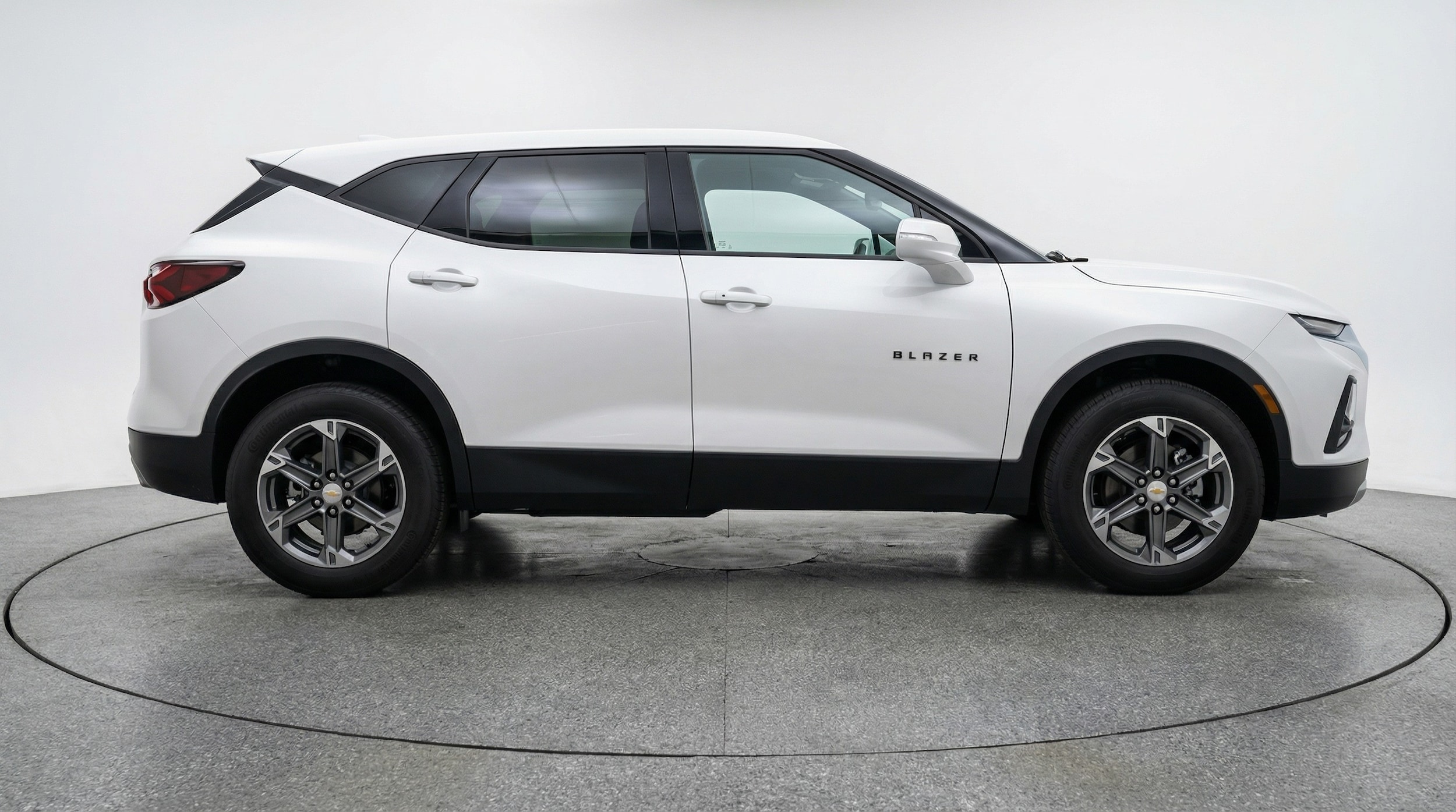Thumbnail: 2025 Chevrolet Blazer - 8