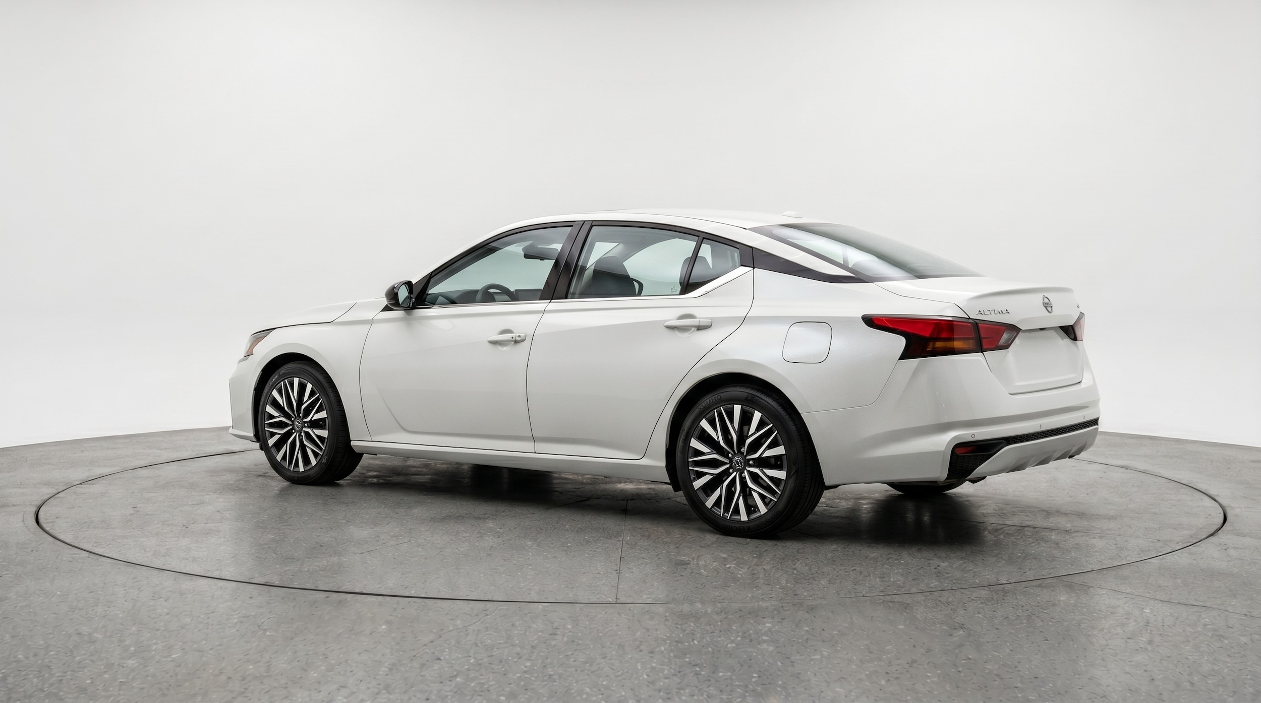 Thumbnail: 2025 Nissan Altima - 5