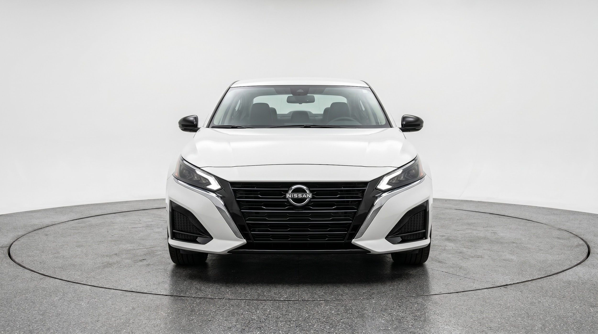 Thumbnail: 2025 Nissan Altima - 2
