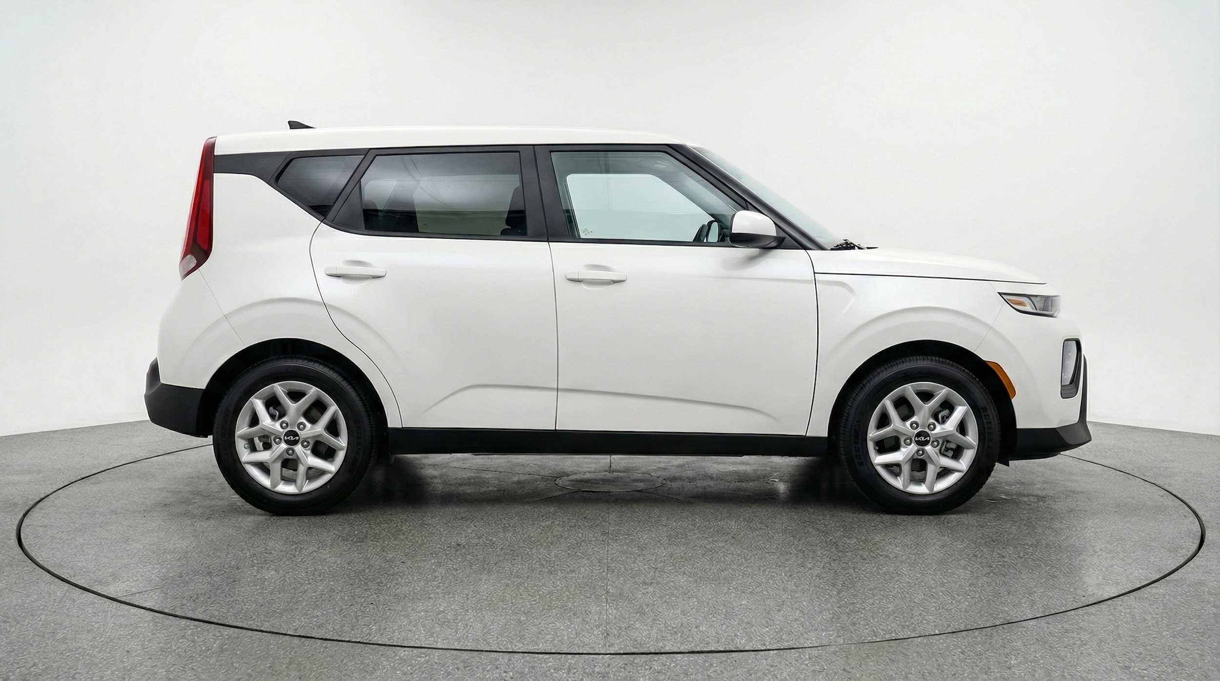 Thumbnail: 2025 Kia Soul - 8