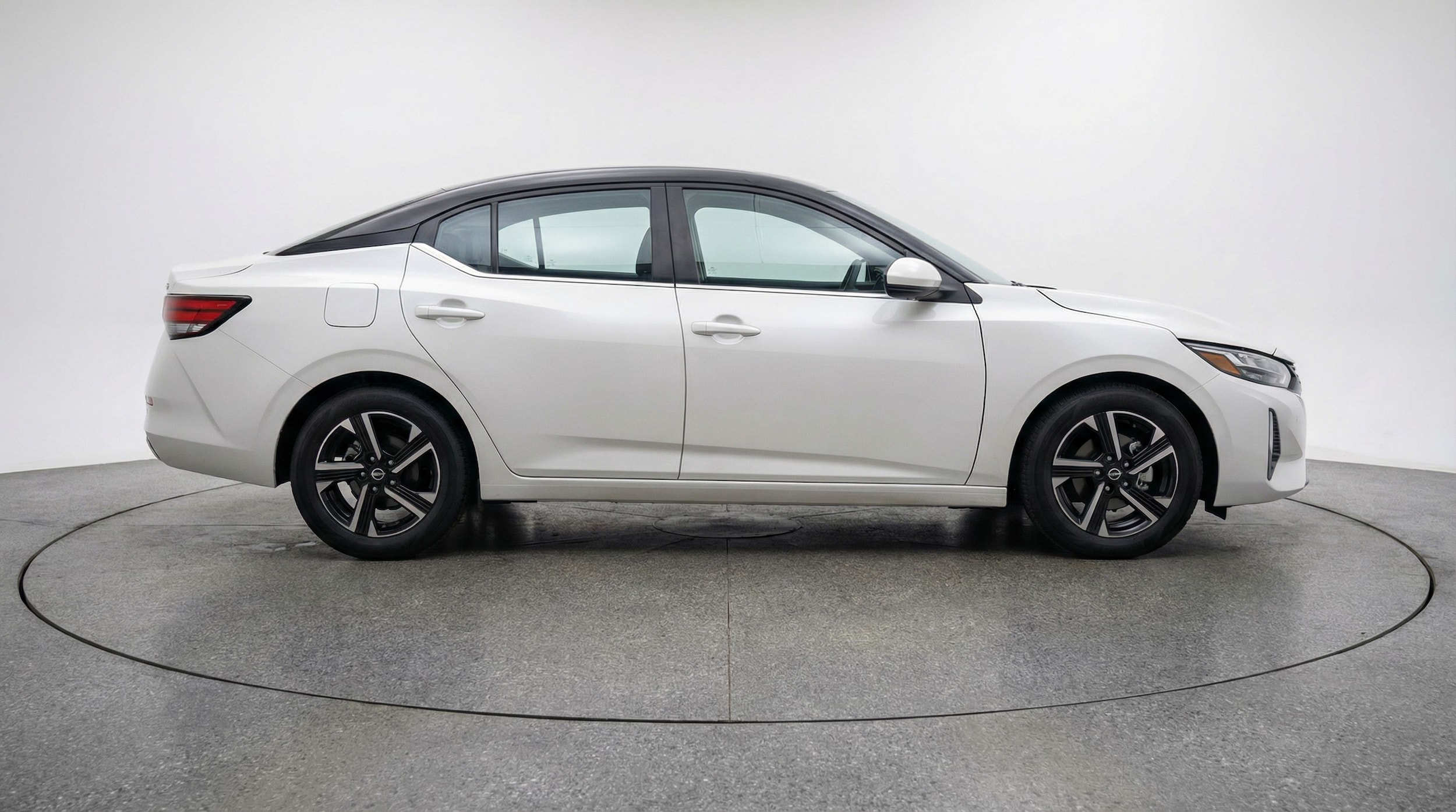 Thumbnail: 2025 Nissan Sentra - 8