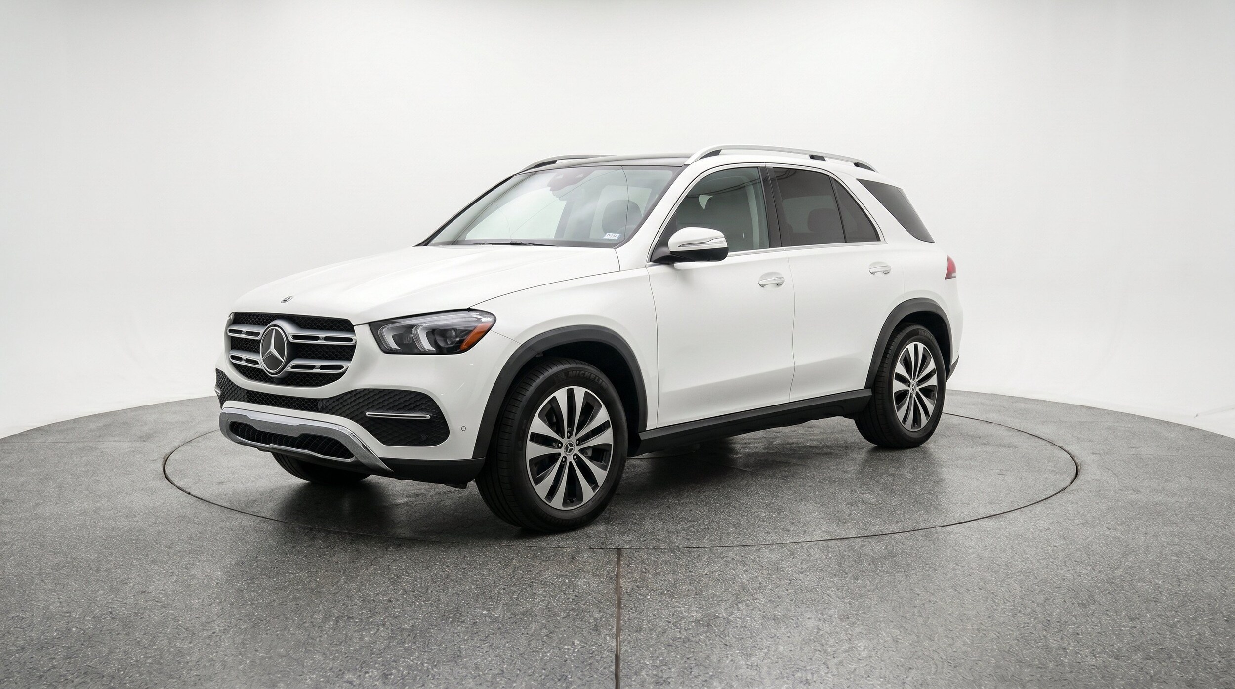 Thumbnail: 2026 Mercedes-Benz GLE - 3