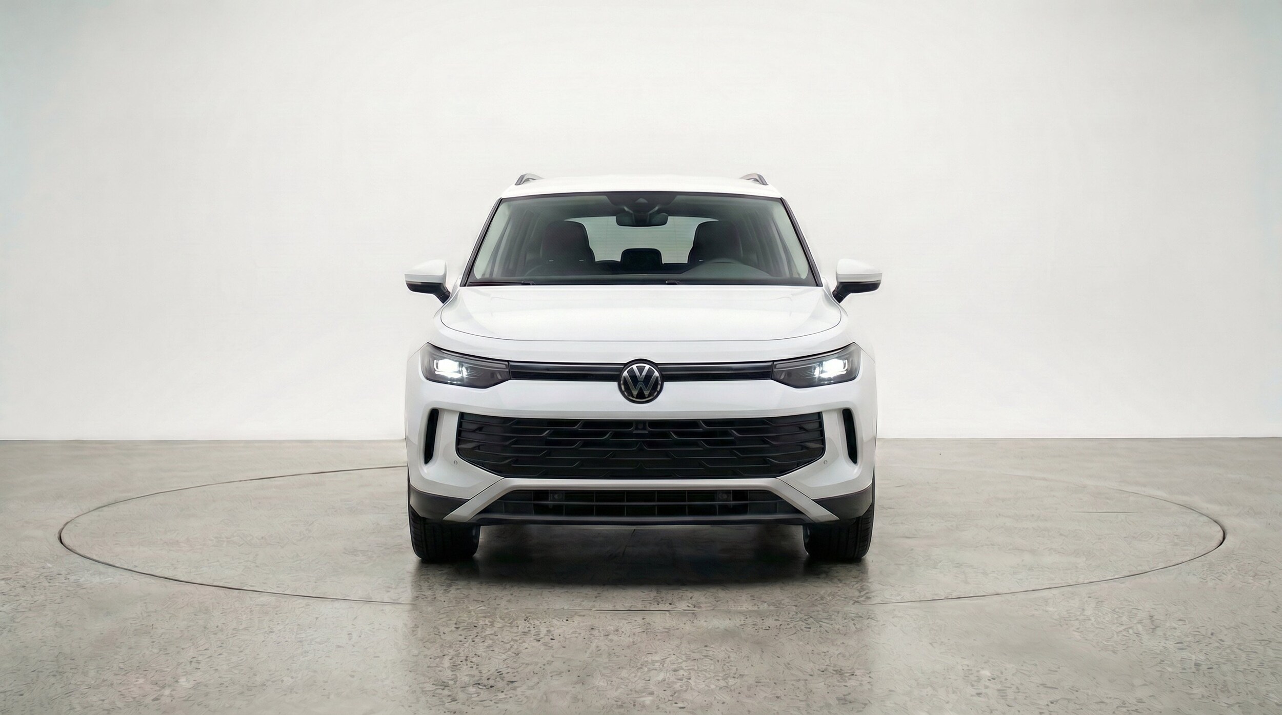 Thumbnail: 2026 Volkswagen Tiguan - 2