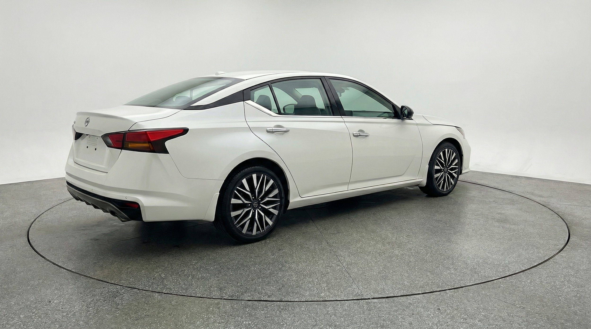 Thumbnail: 2025 Nissan Altima - 7