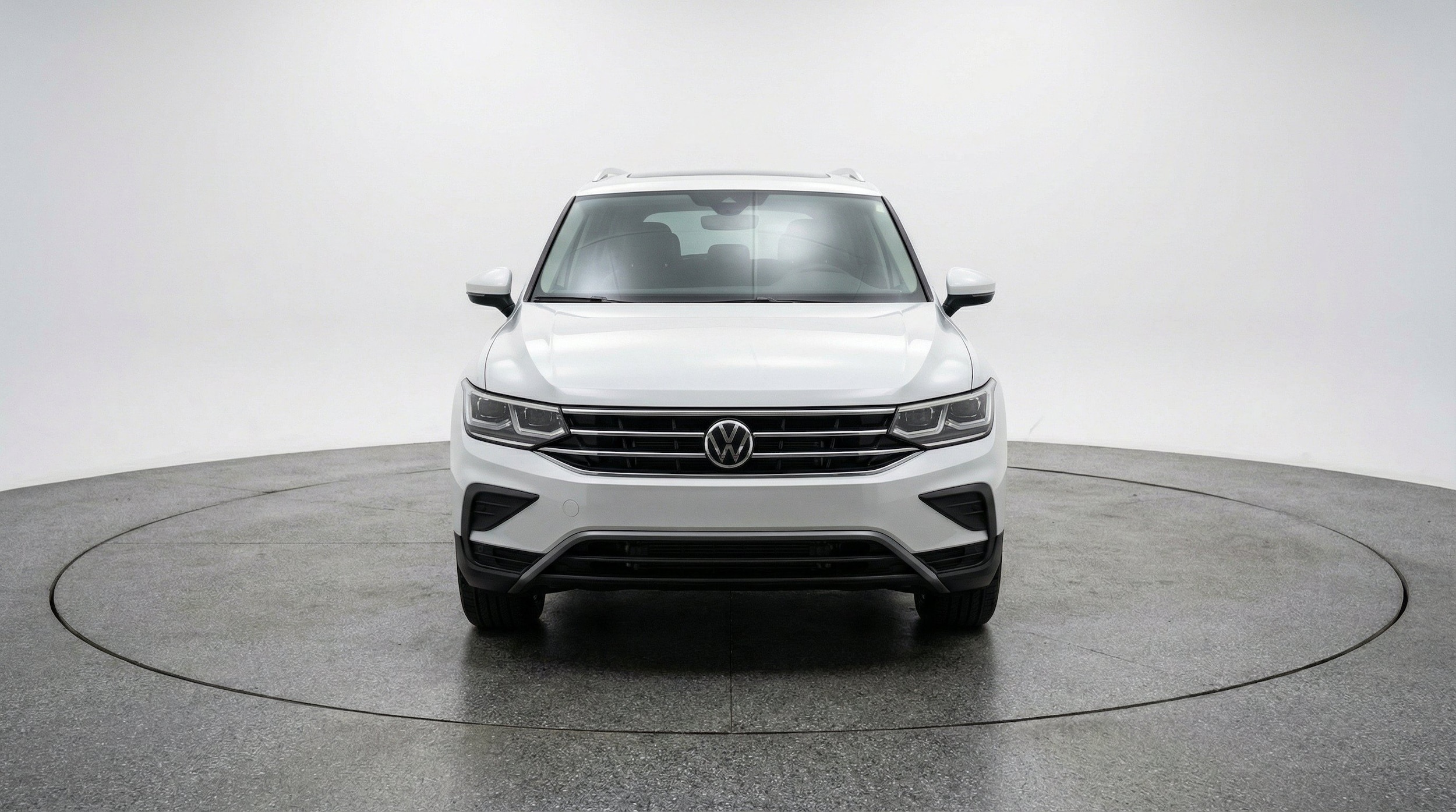 Thumbnail: 2026 Volkswagen Tiguan - 2
