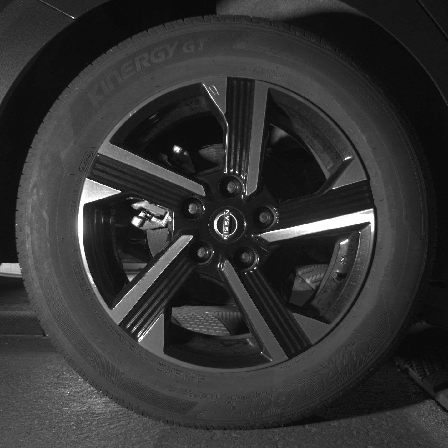 Thumbnail: 2025 Nissan Sentra - 12