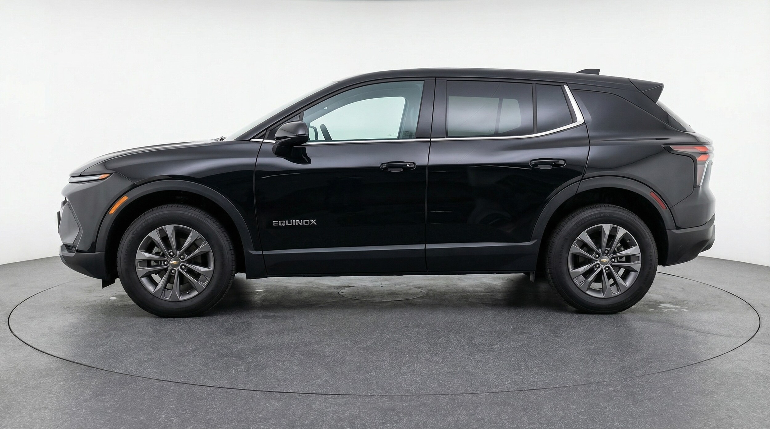 Thumbnail: 2025 Chevrolet Equinox - 4