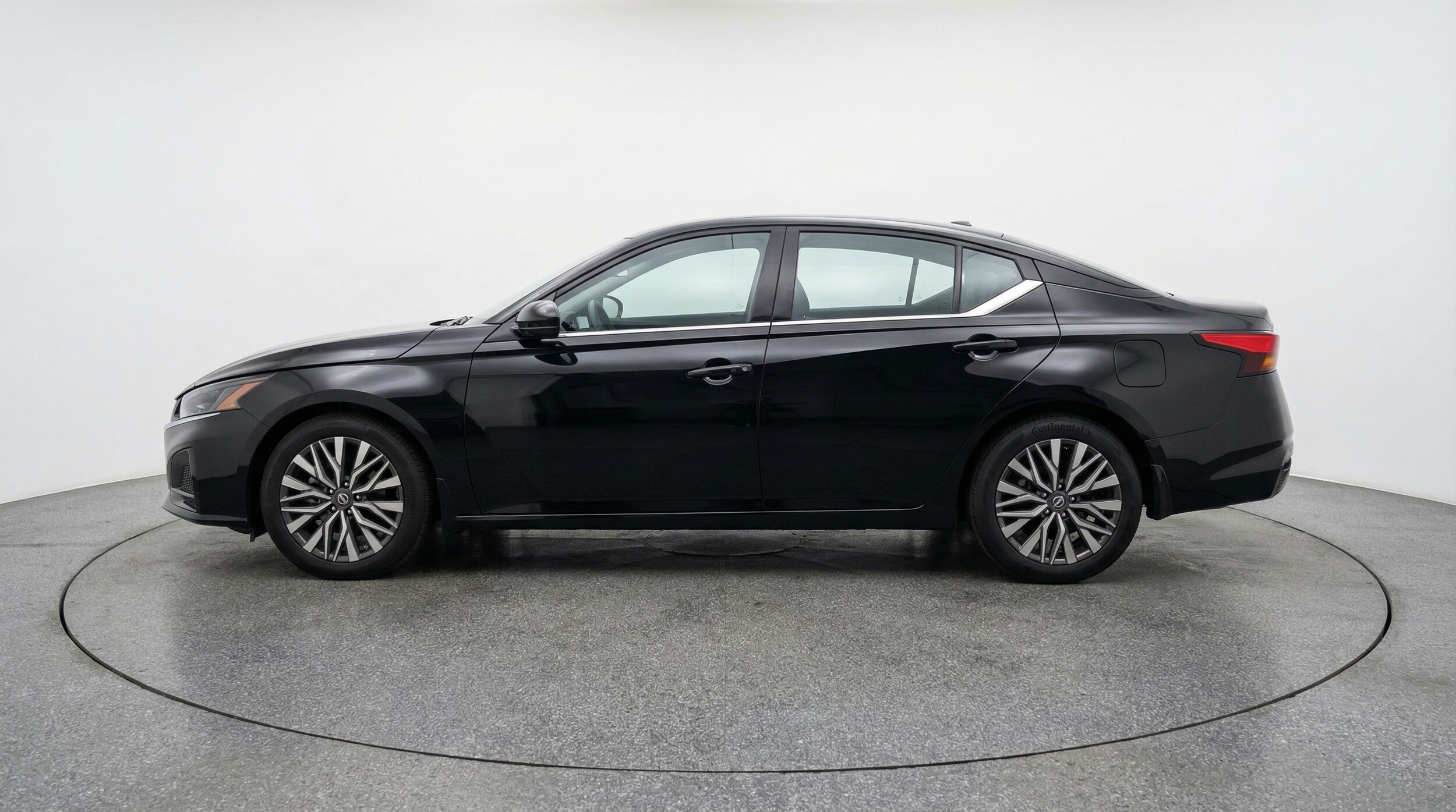 Thumbnail: 2025 Nissan Altima - 4