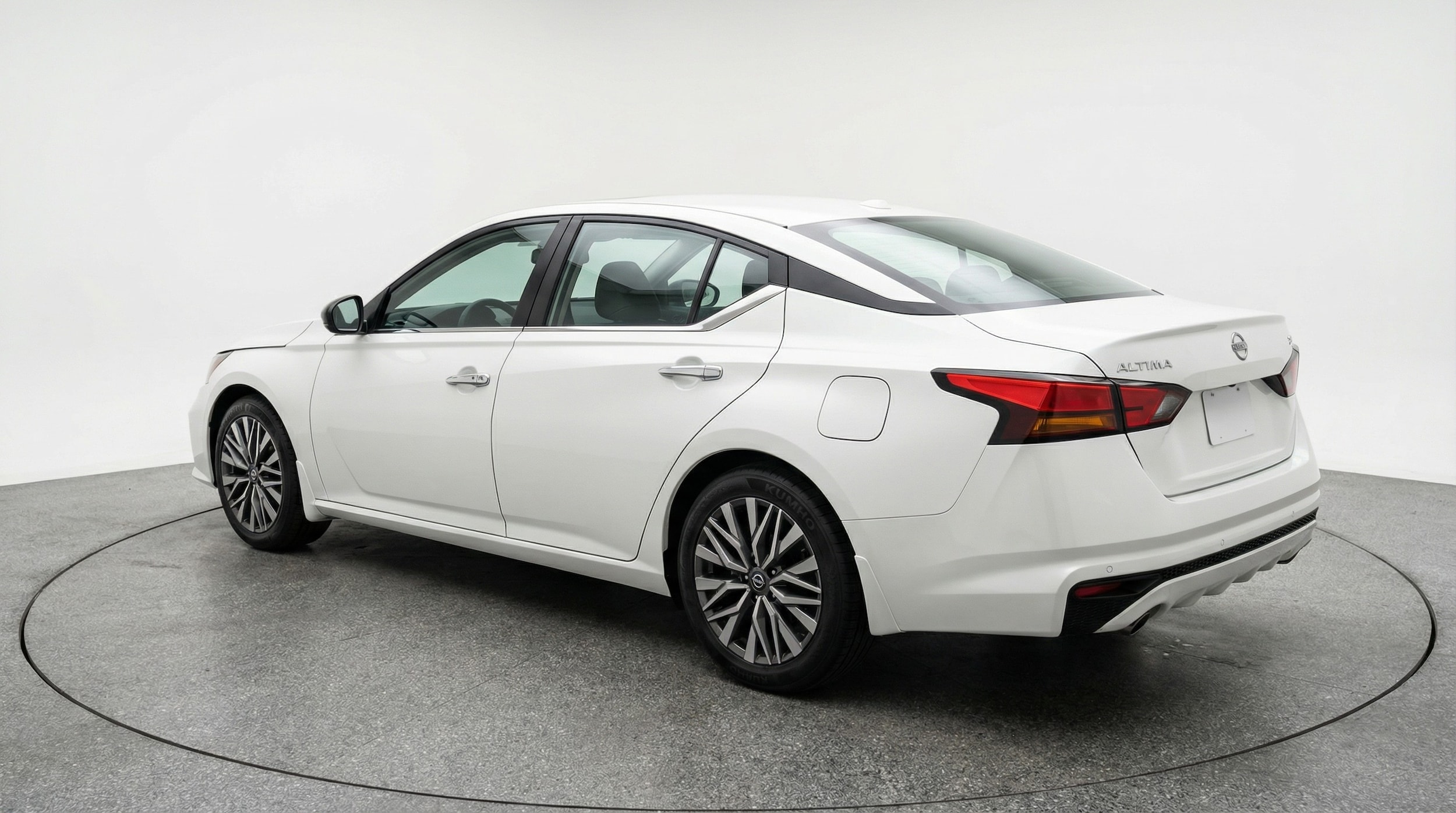 Thumbnail: 2025 Nissan Altima - 5