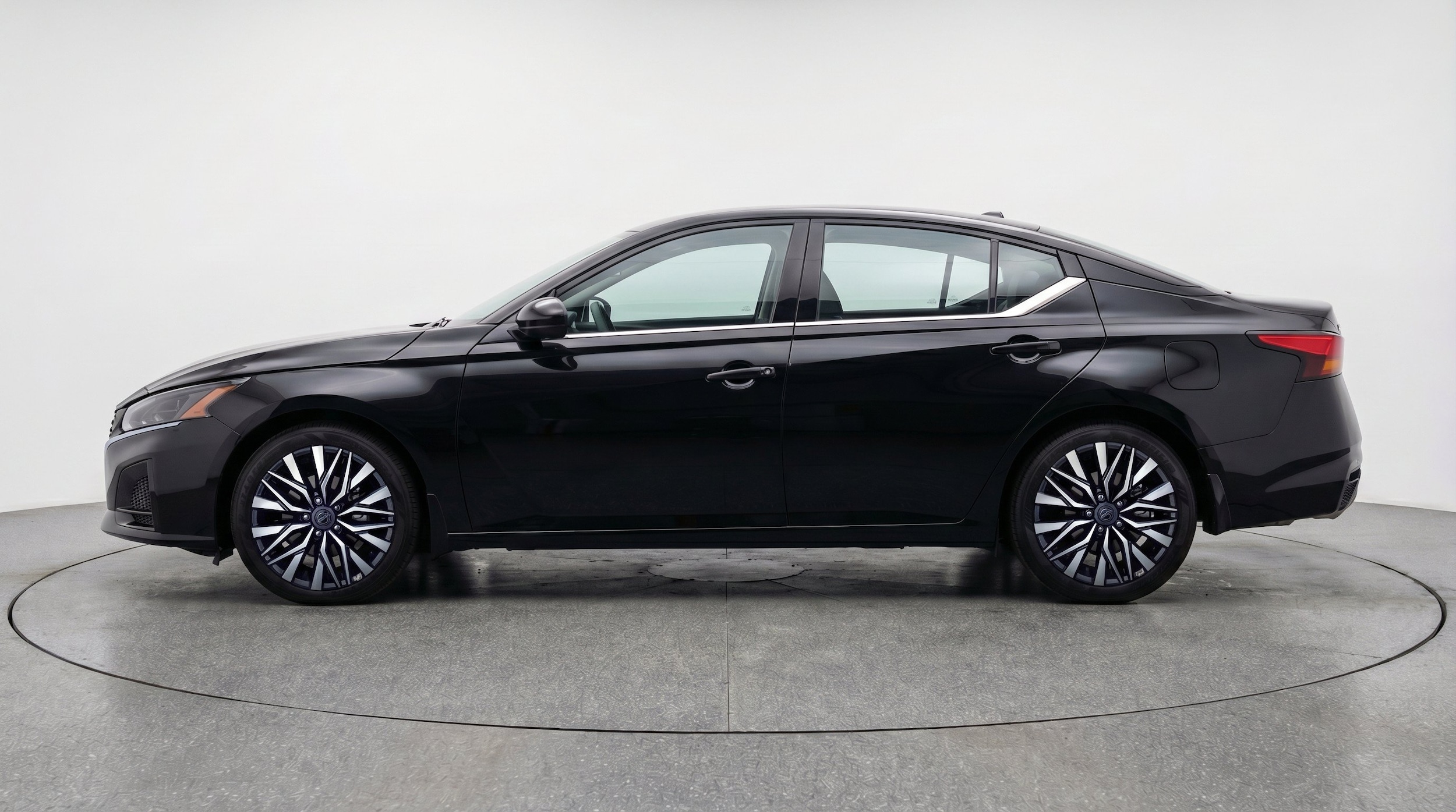 Thumbnail: 2026 Nissan Altima - 5