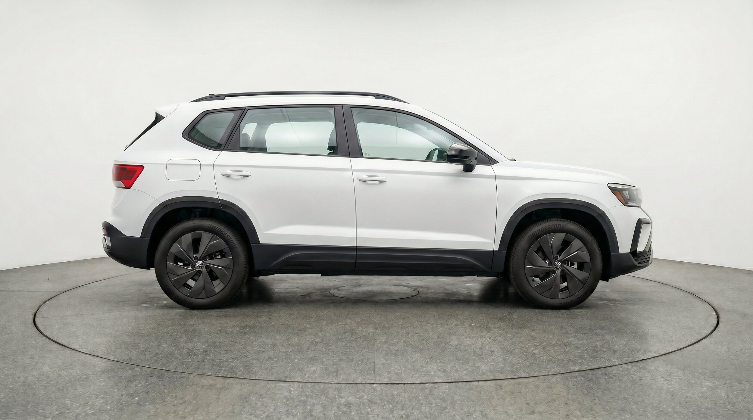 Thumbnail: 2026 Volkswagen Taos - 11