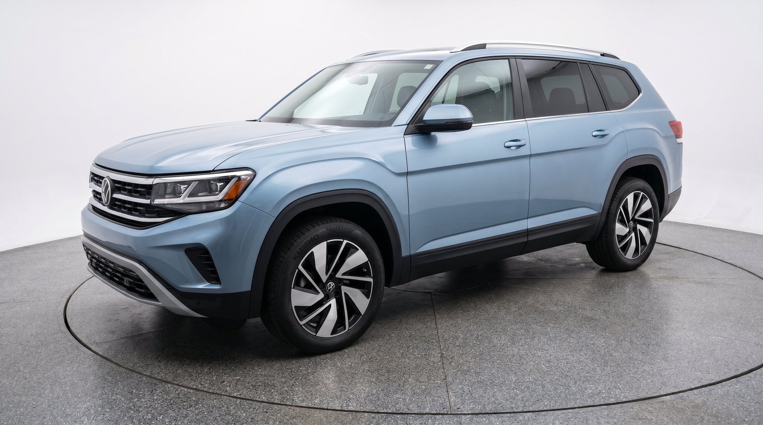 Thumbnail: 2026 Volkswagen Atlas - 3