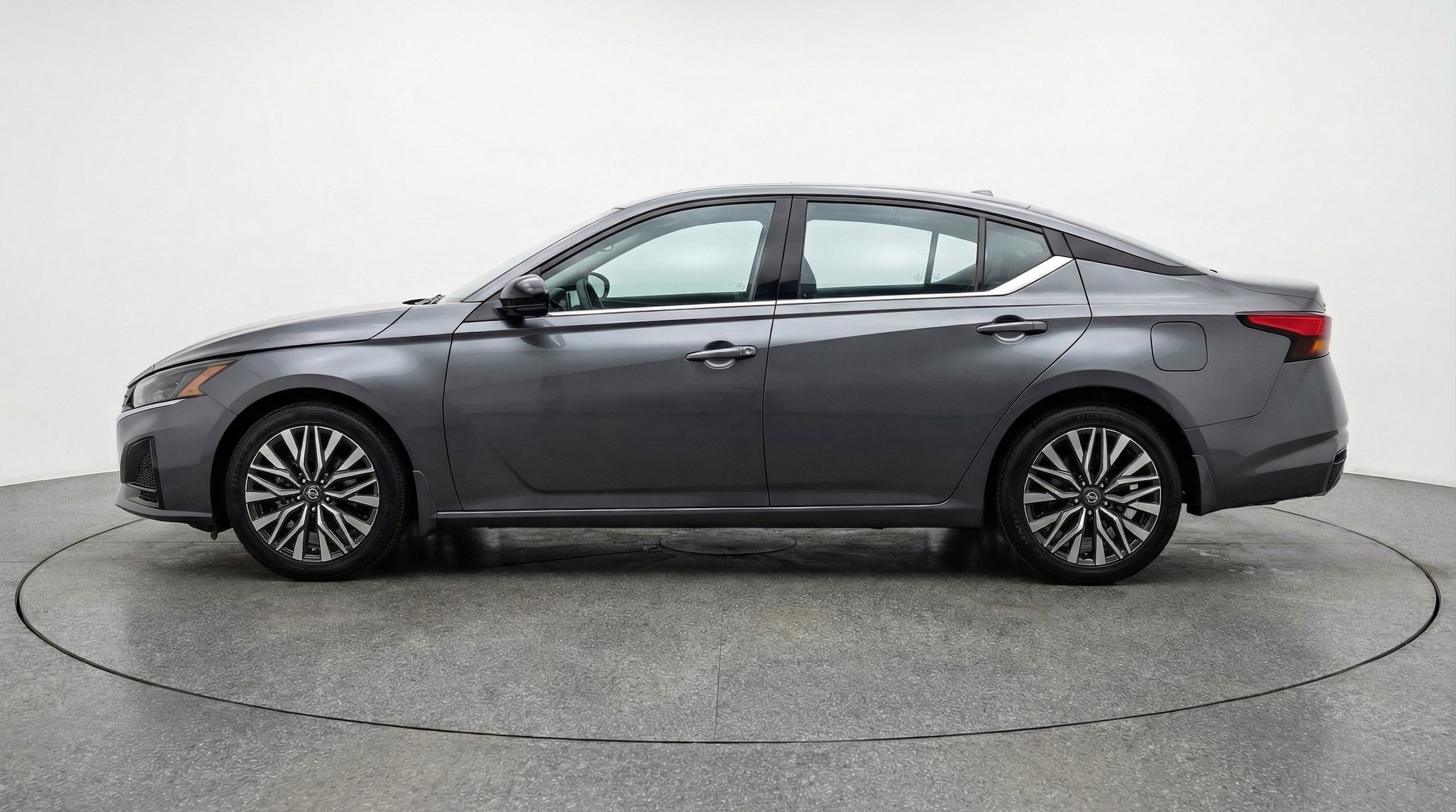 Thumbnail: 2025 Nissan Altima - 4
