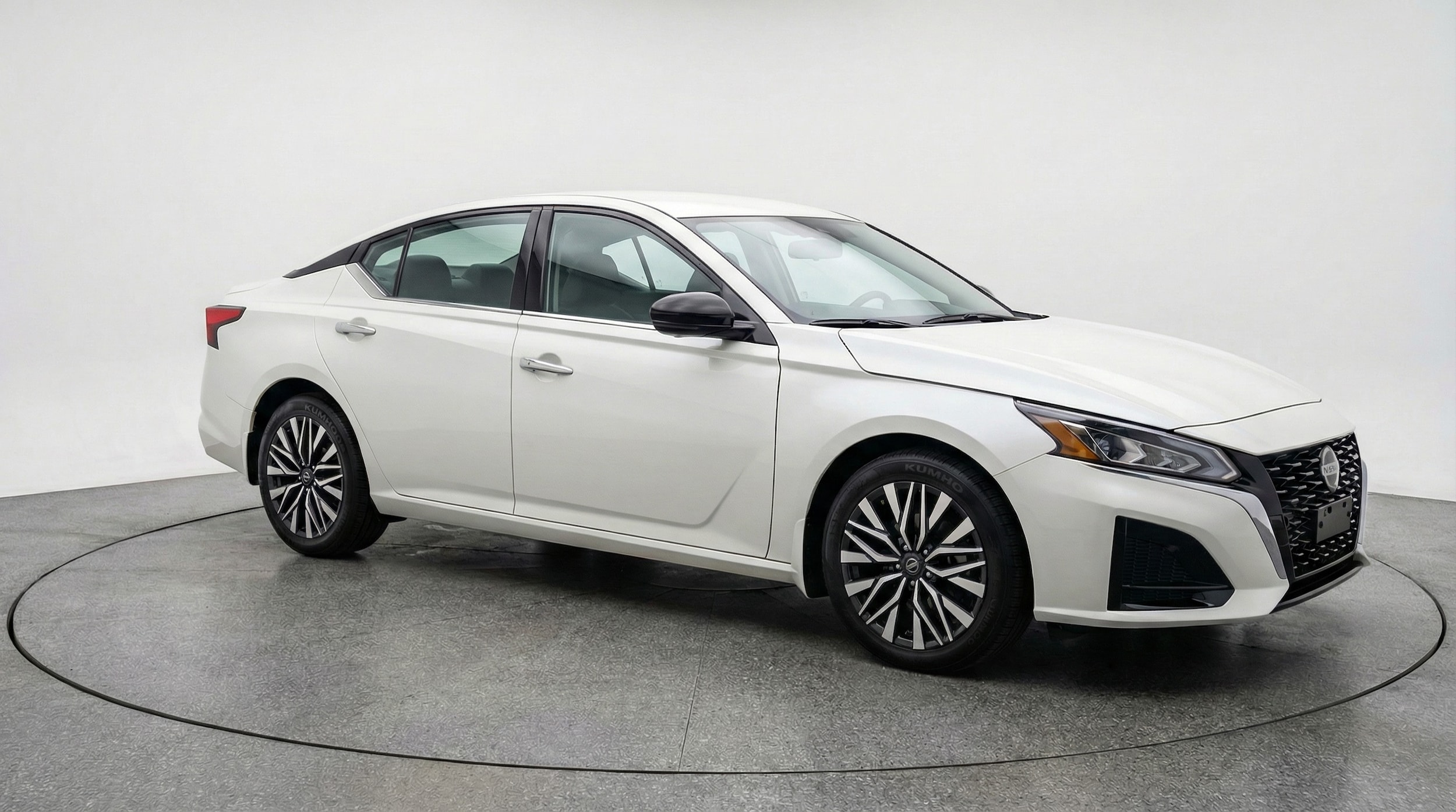 Thumbnail: 2025 Nissan Altima - 1