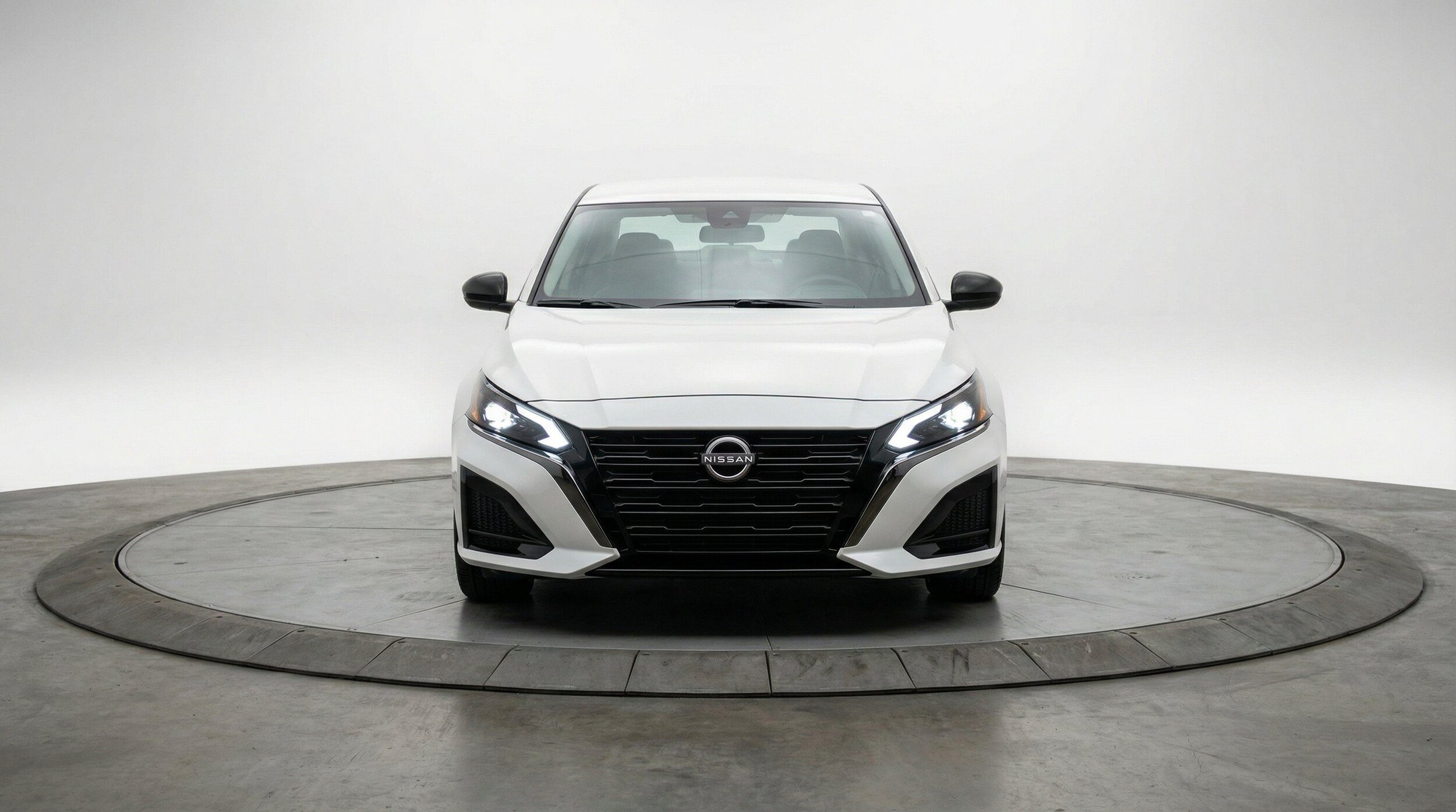 Thumbnail: 2025 Nissan Altima - 2