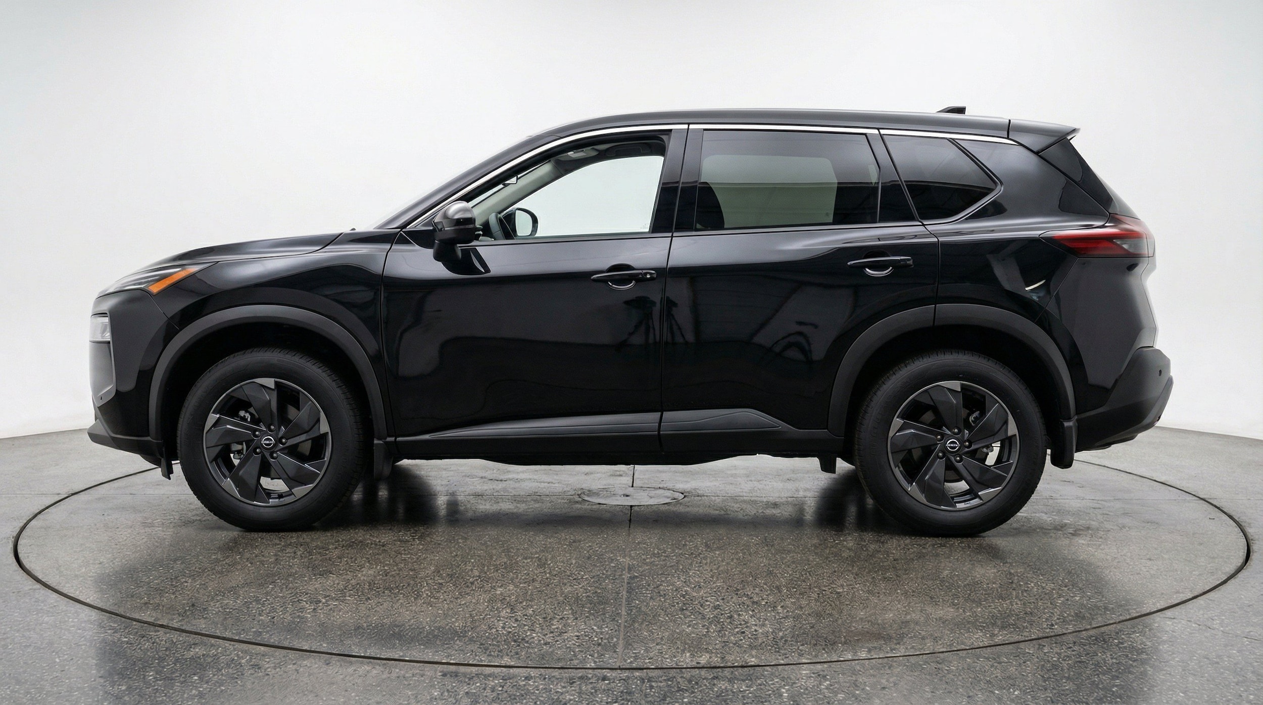 Thumbnail: 2025 Nissan Rogue - 5