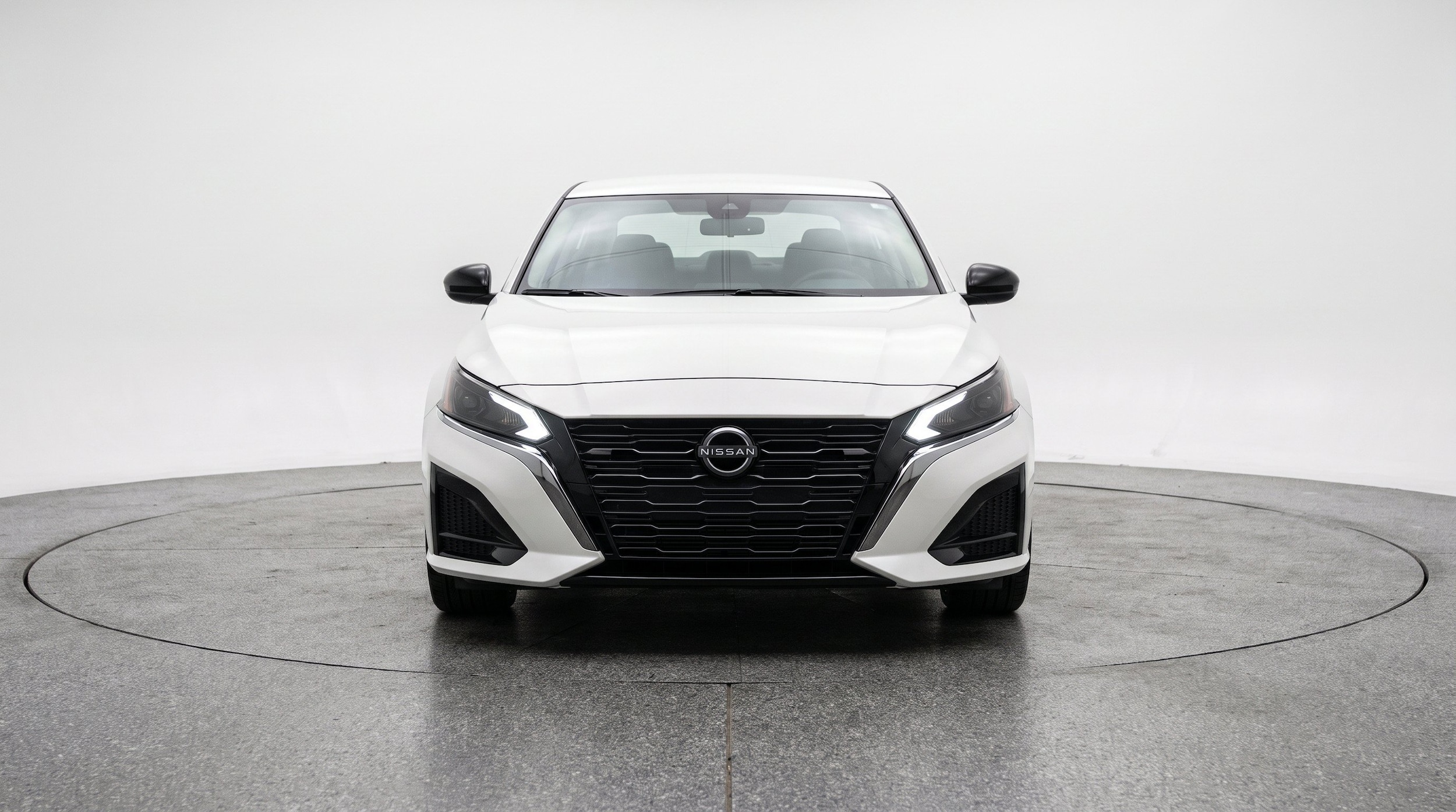Thumbnail: 2025 Nissan Altima - 2