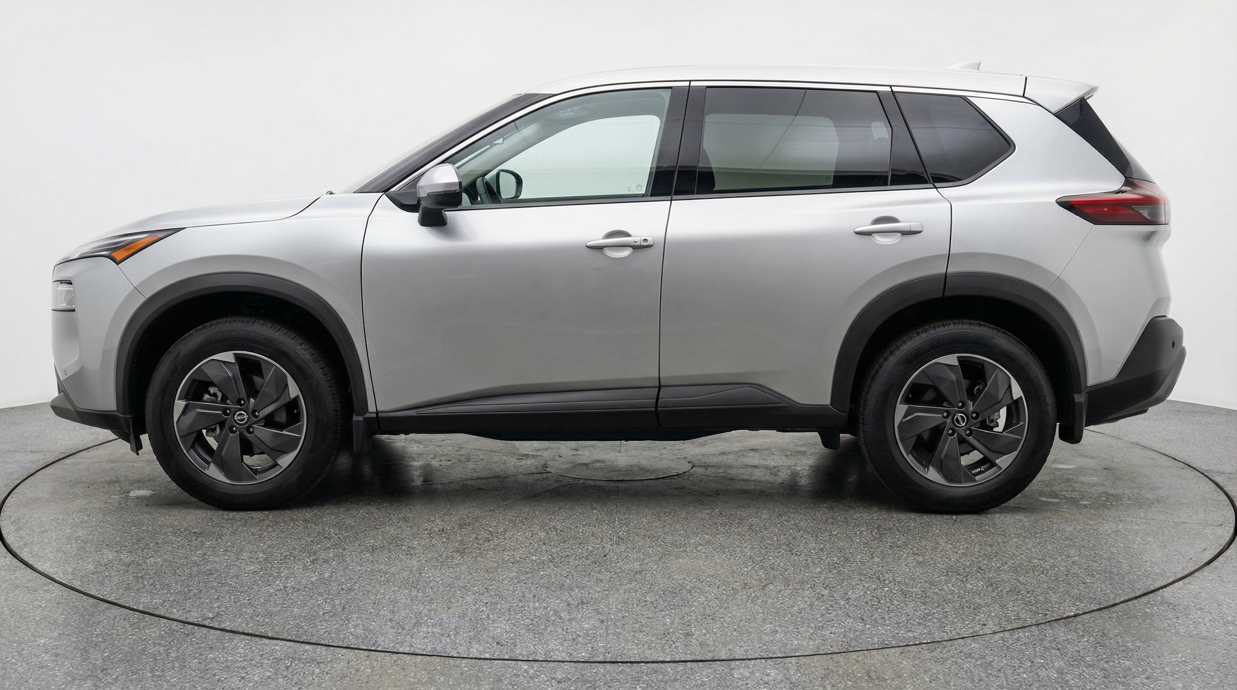 Thumbnail: 2025 Nissan Rogue - 4