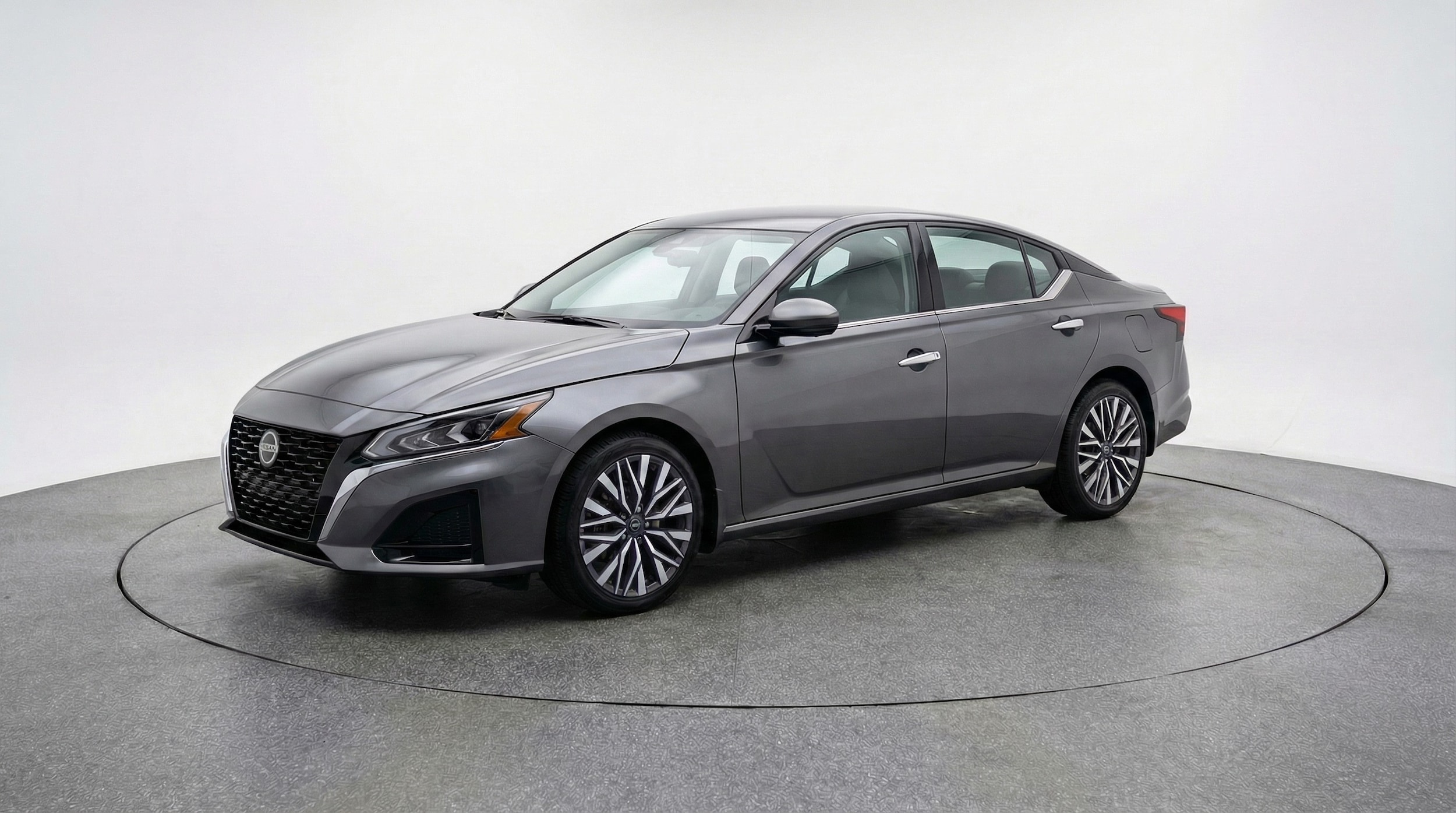 Thumbnail: 2025 Nissan Altima - 3