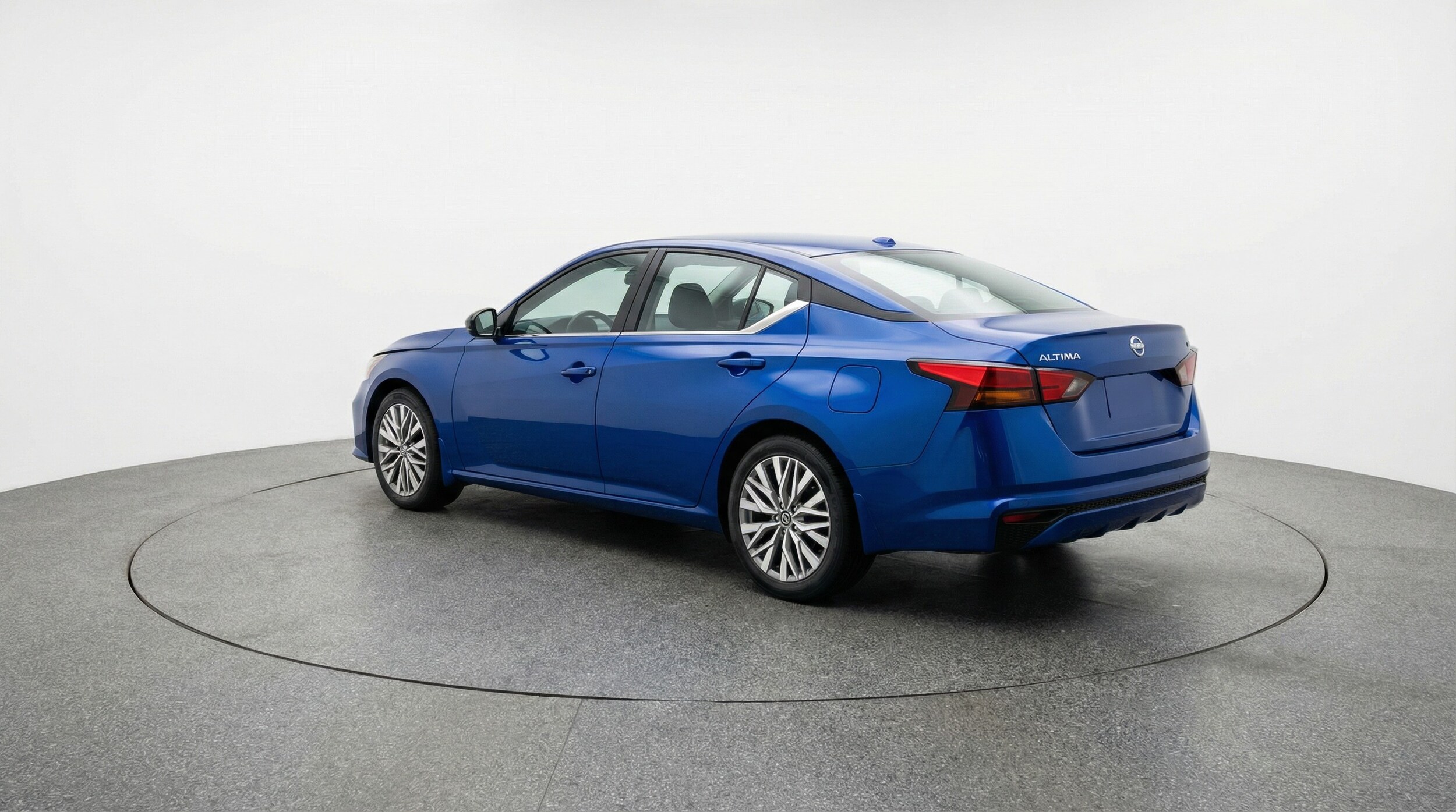 Thumbnail: 2025 Nissan Altima - 5