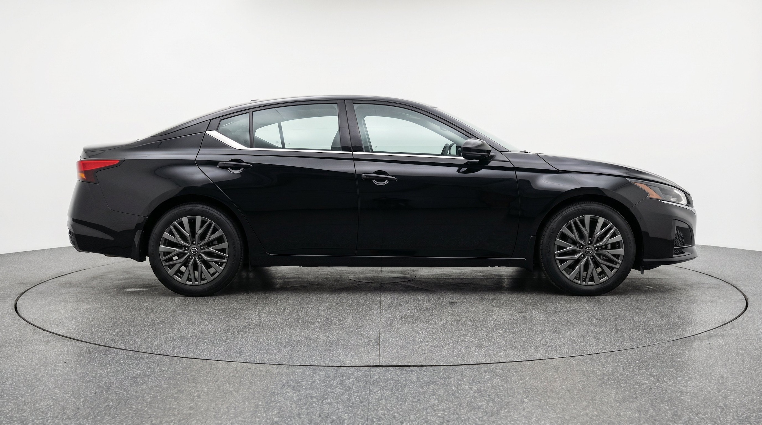 Thumbnail: 2026 Nissan Altima - 10
