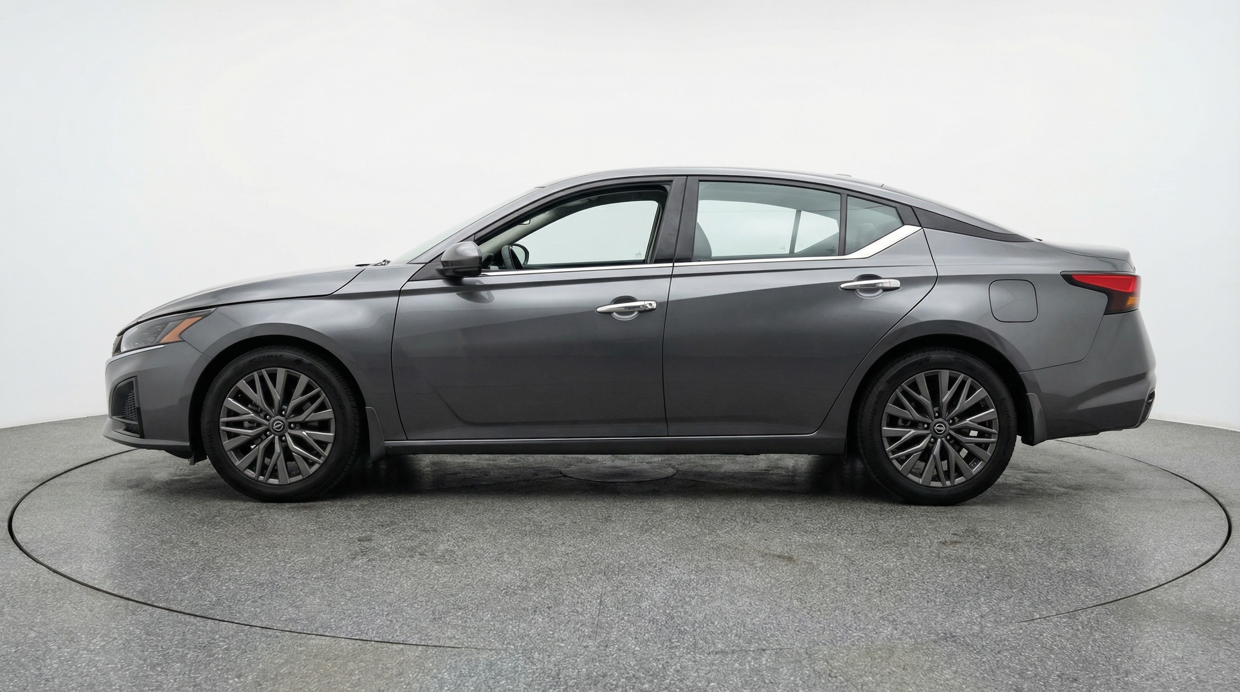 Thumbnail: 2025 Nissan Altima - 4