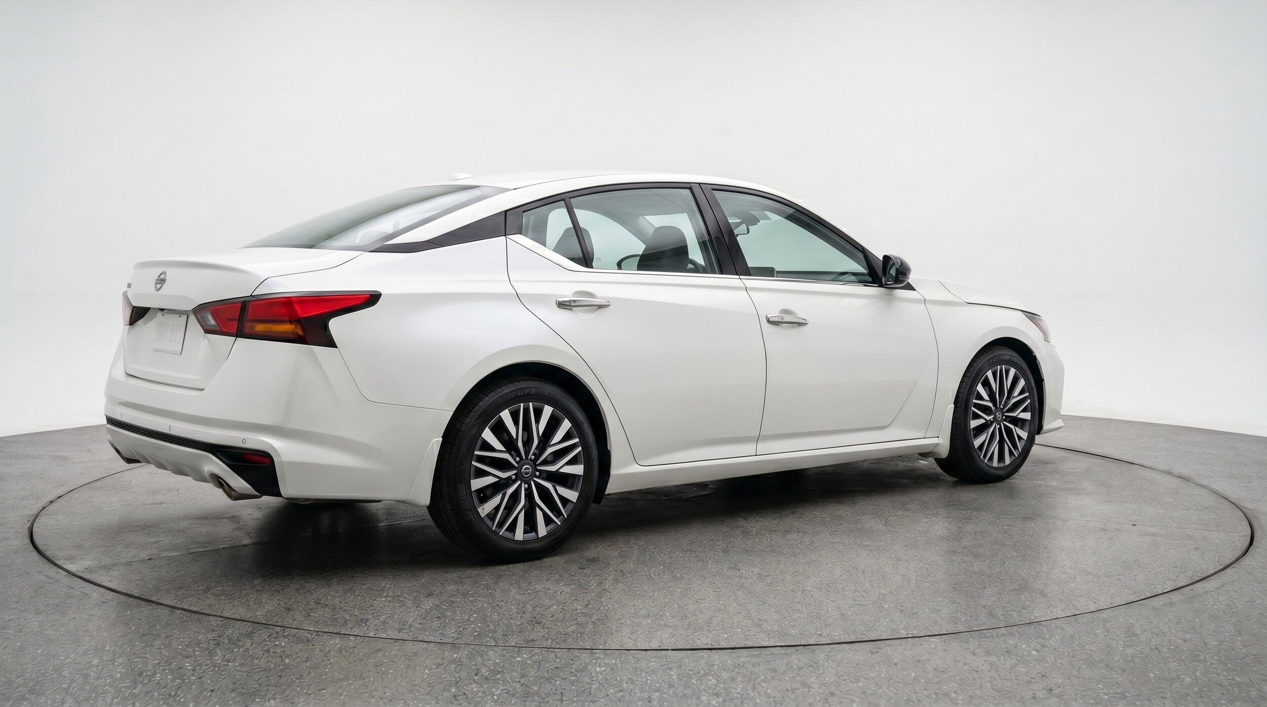 Thumbnail: 2025 Nissan Altima - 7