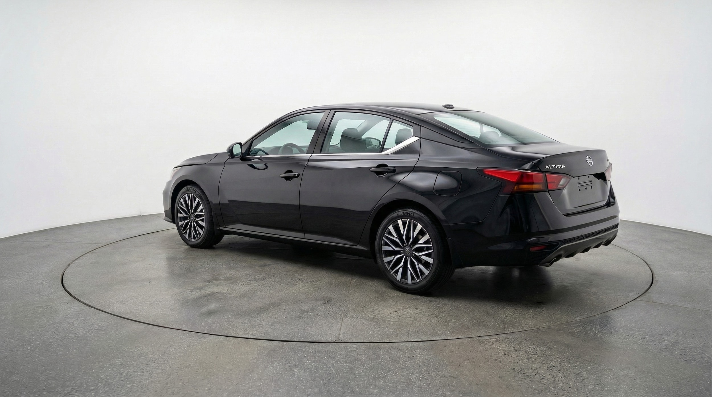 Thumbnail: 2025 Nissan Altima - 5