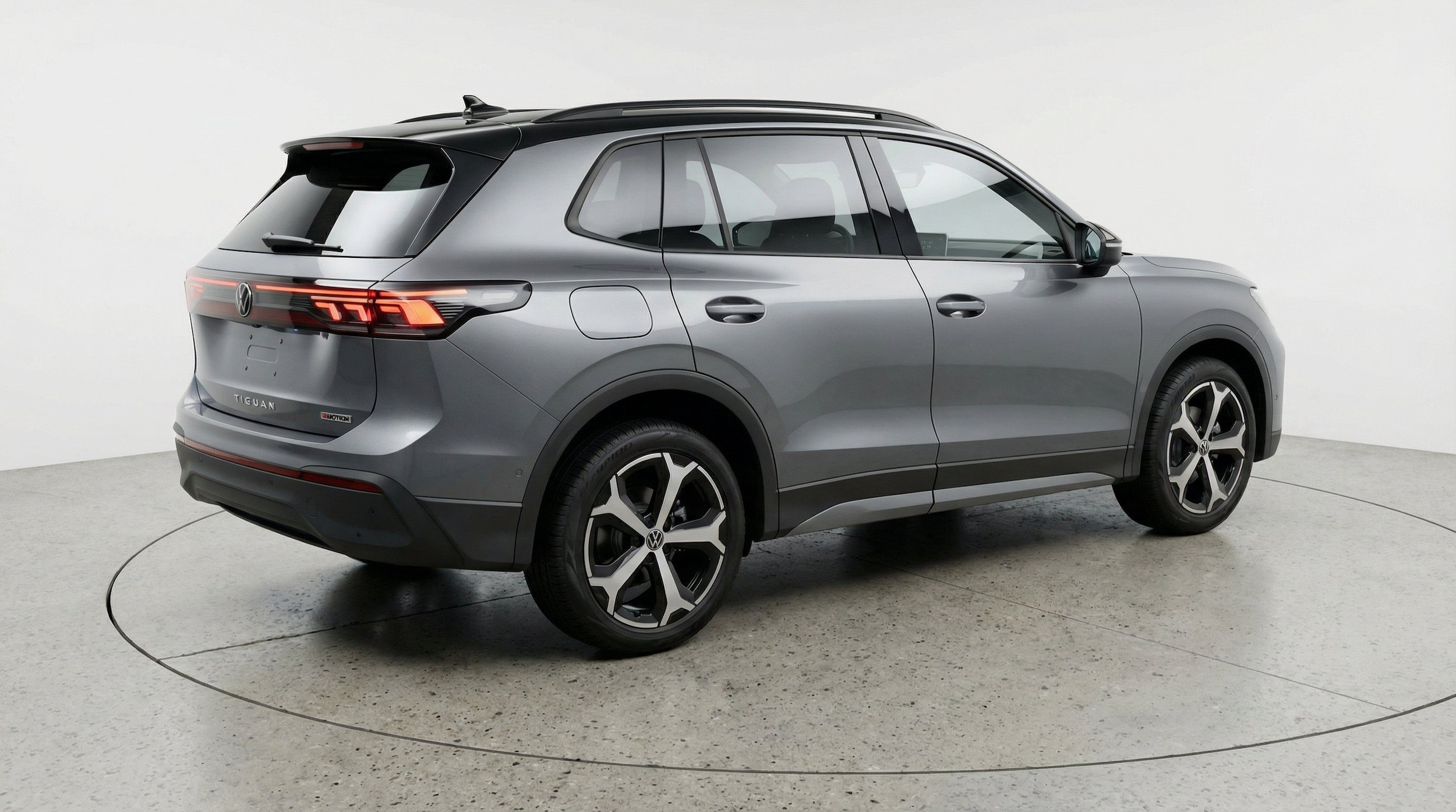 Thumbnail: 2026 Volkswagen Tiguan - 9