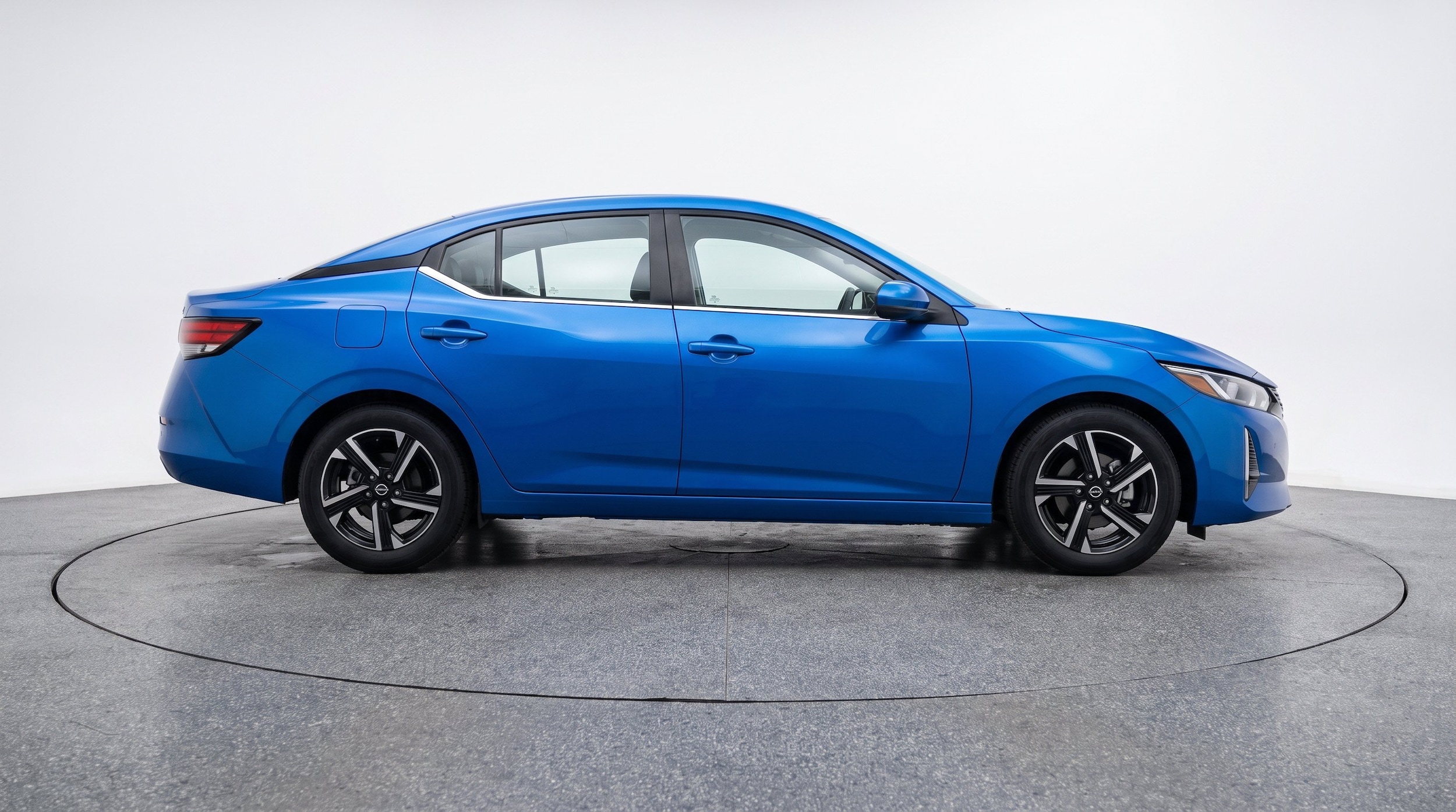 Thumbnail: 2025 Nissan Sentra - 11