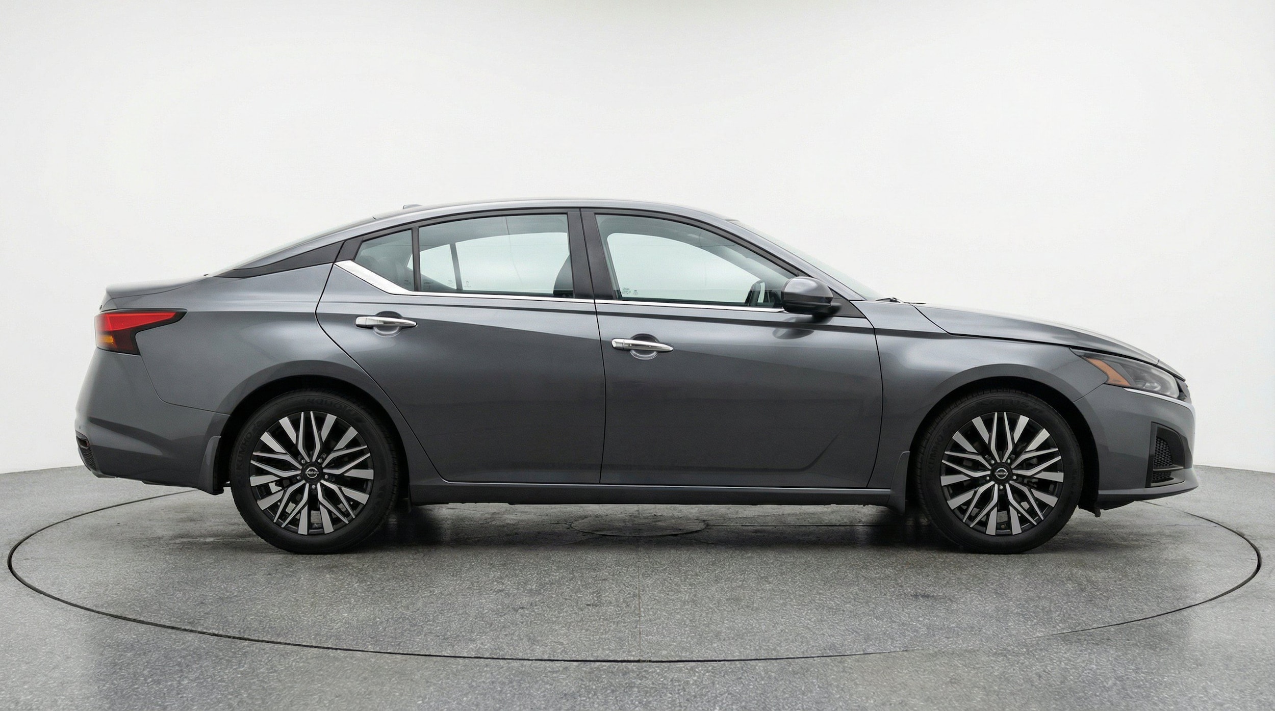 Thumbnail: 2025 Nissan Altima - 10