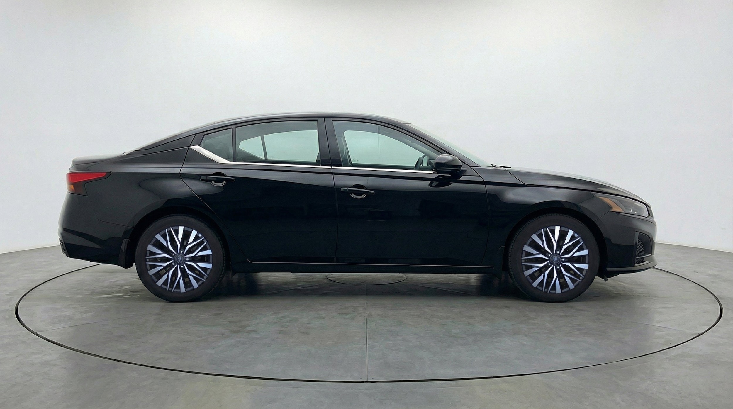 Thumbnail: 2025 Nissan Altima - 11