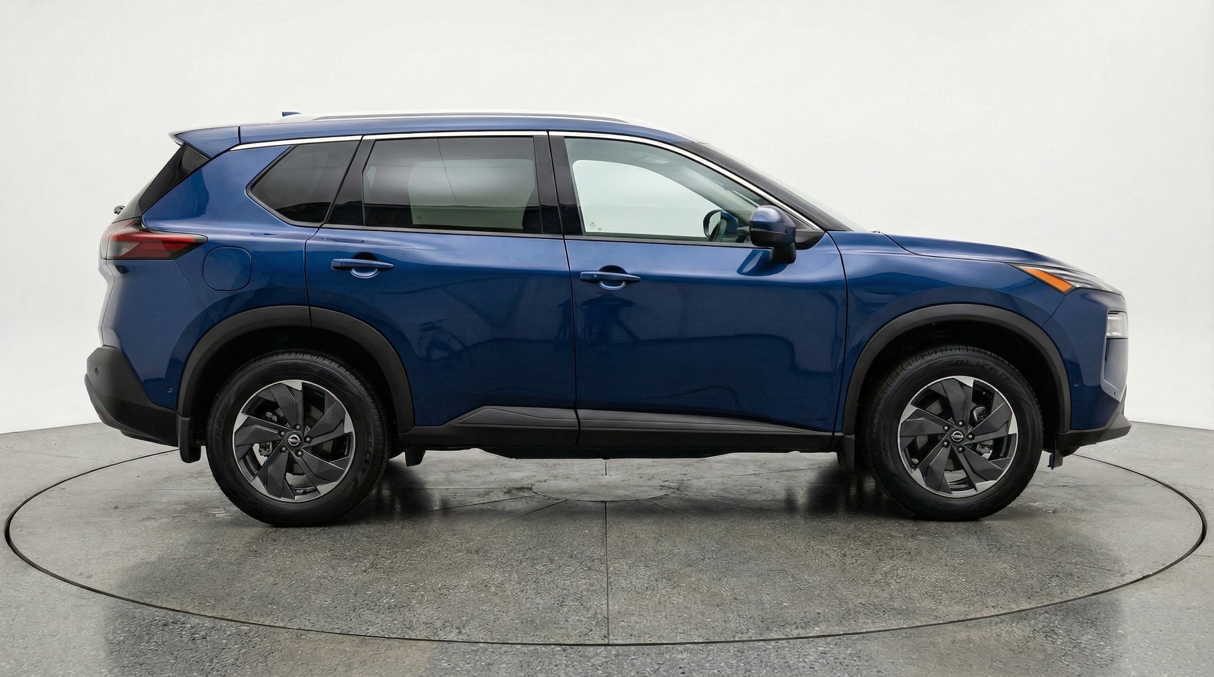 Thumbnail: 2025 Nissan Rogue - 8