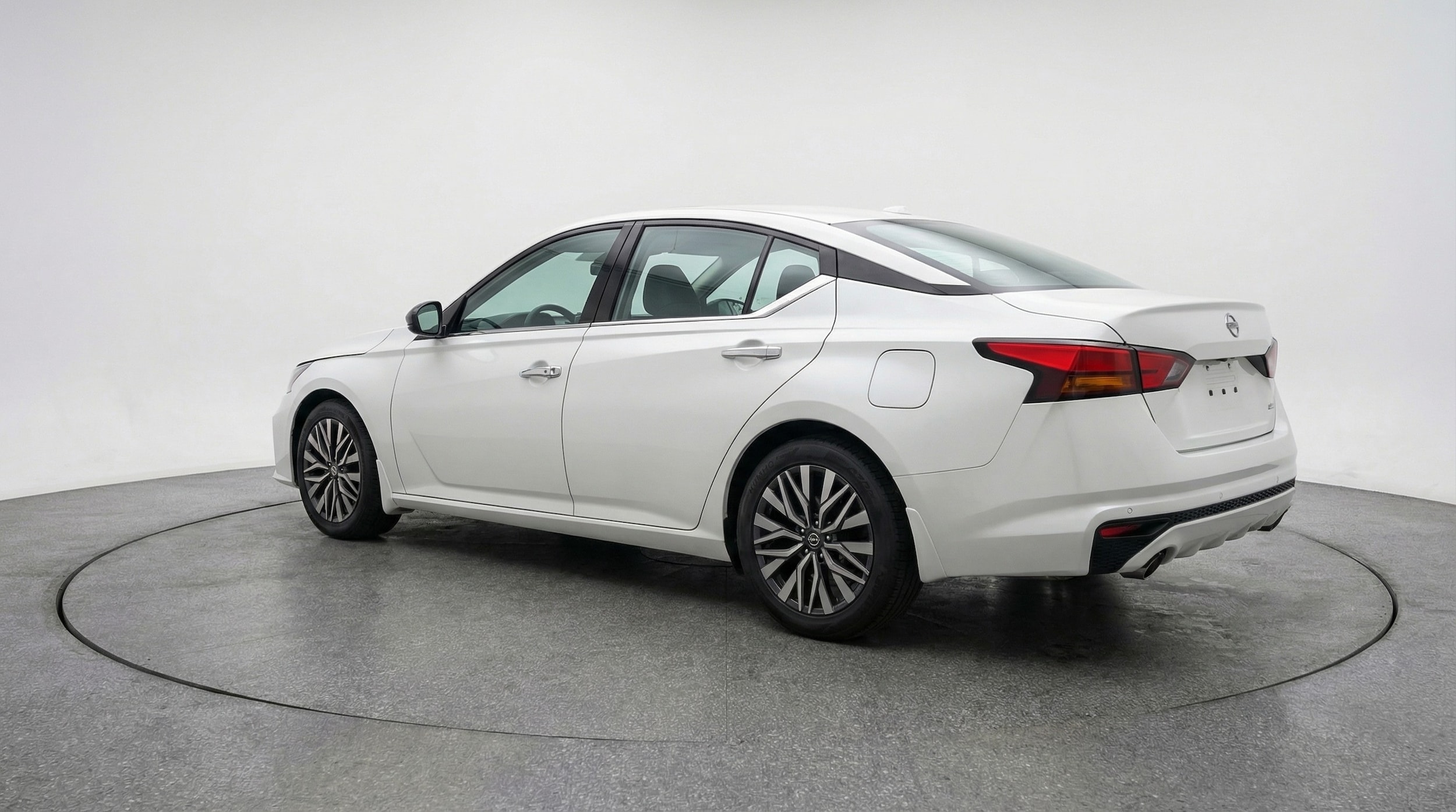 Thumbnail: 2025 Nissan Altima - 7