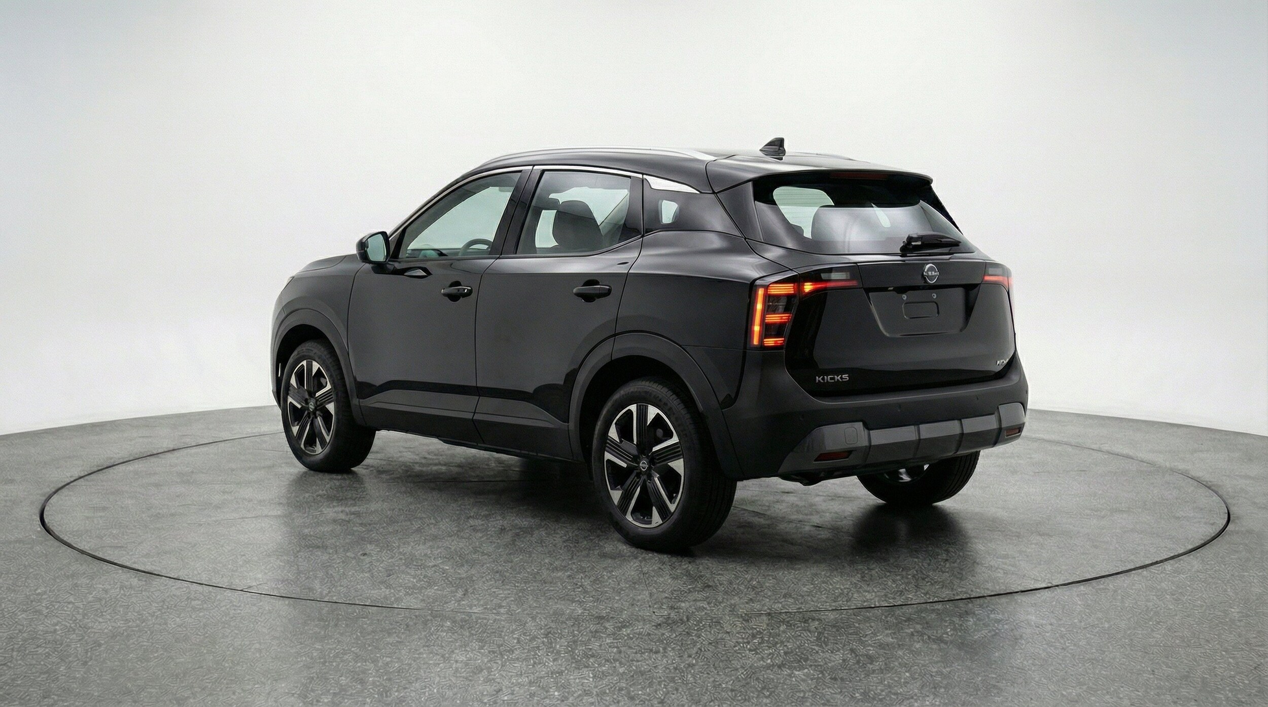 Thumbnail: 2026 Nissan Kicks - 6