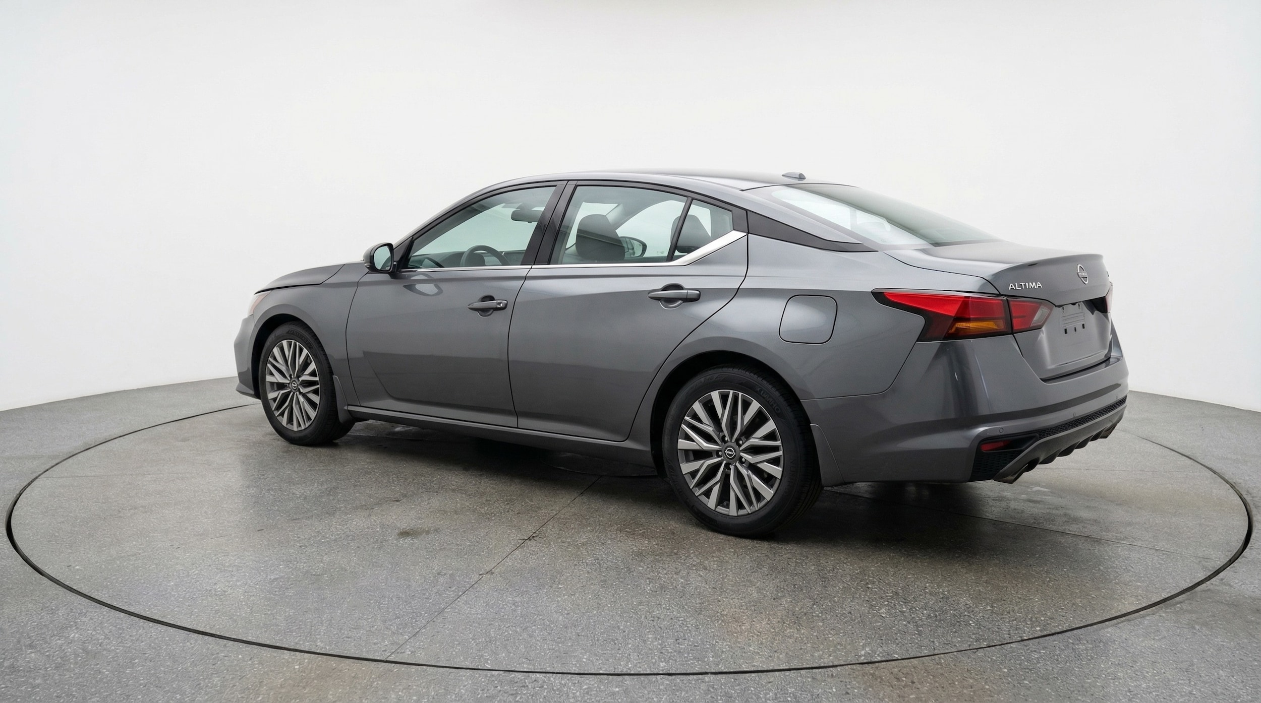 Thumbnail: 2025 Nissan Altima - 5