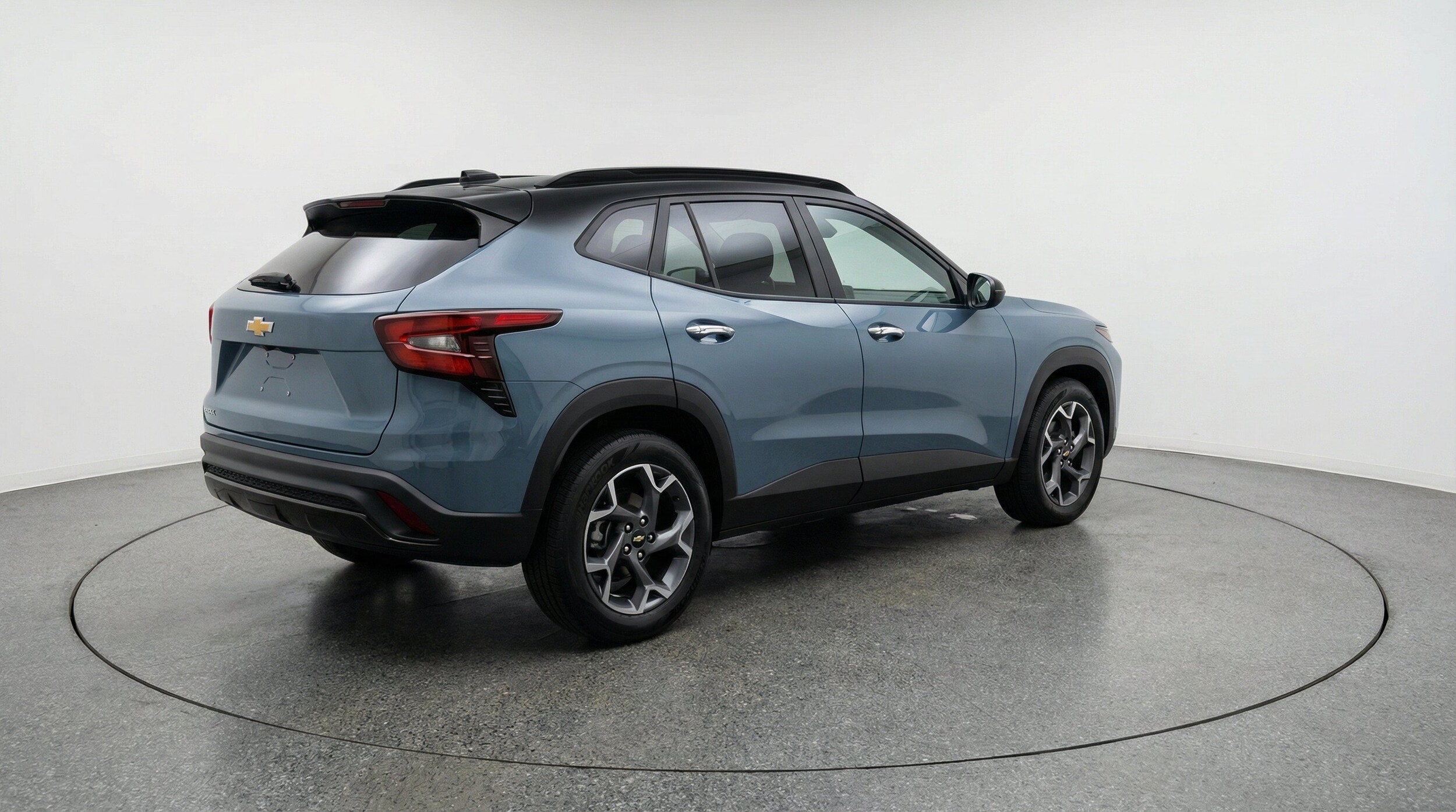 Thumbnail: 2025 Chevrolet Trax - 9