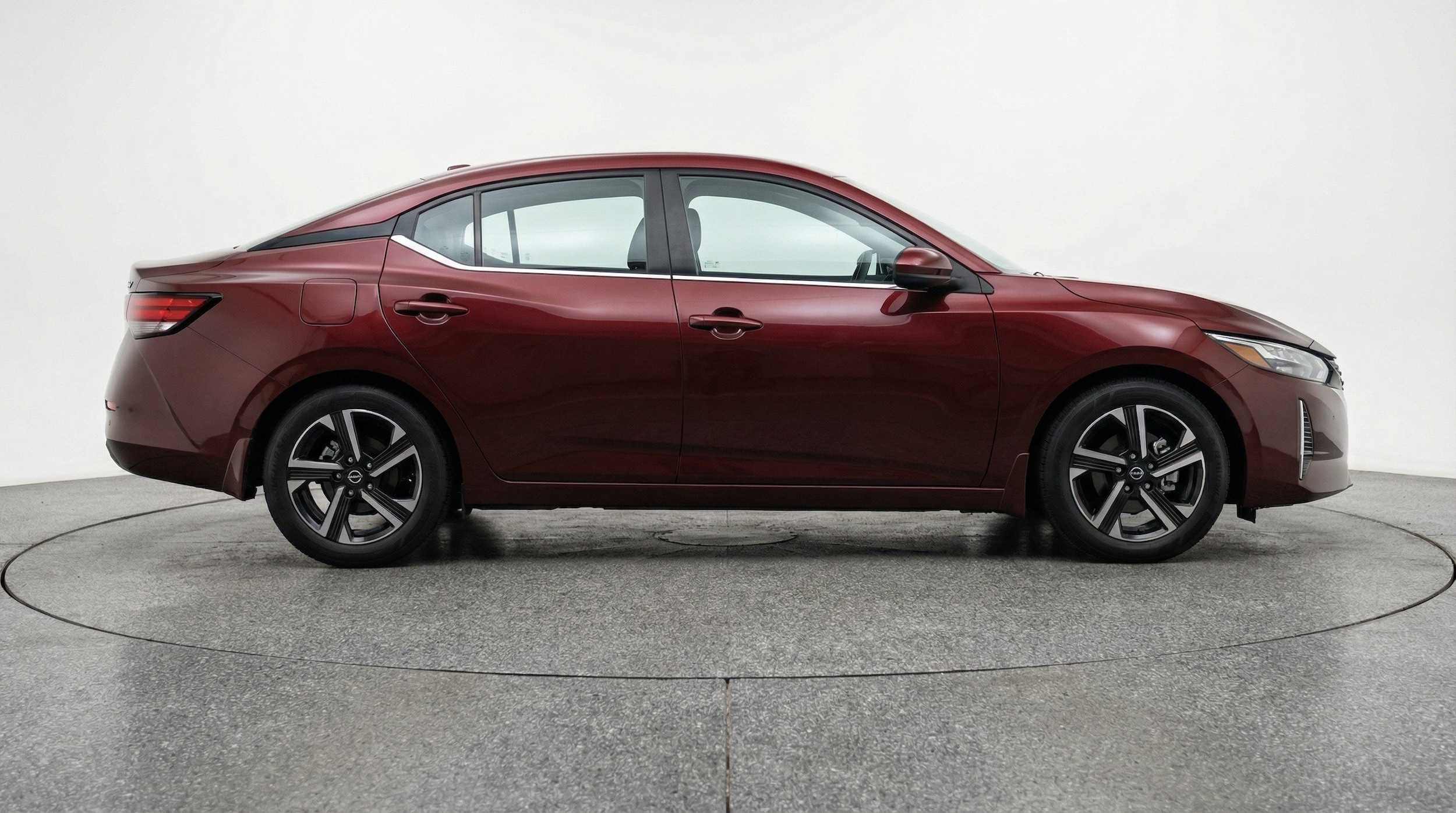 Thumbnail: 2025 Nissan Sentra - 11