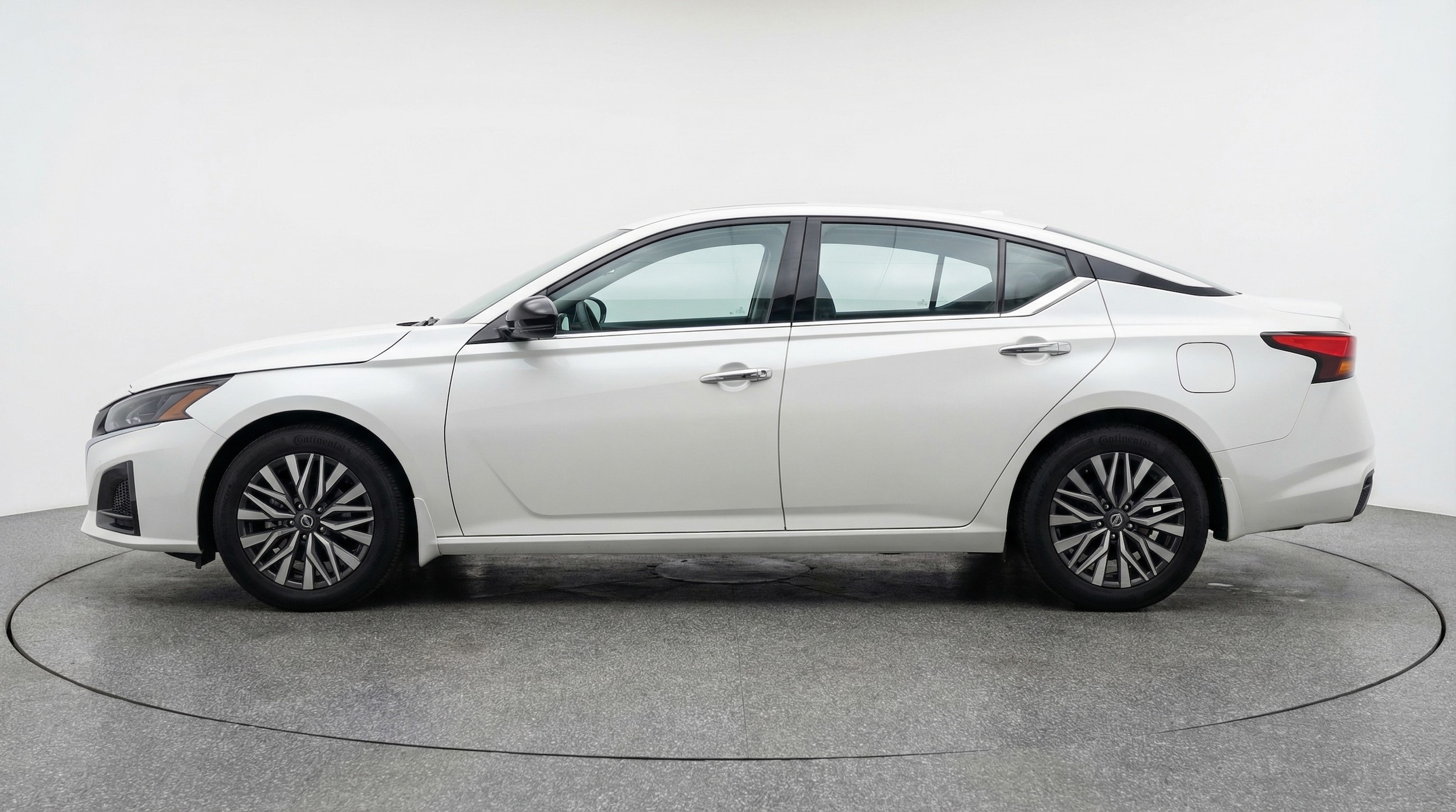 Thumbnail: 2025 Nissan Altima - 4