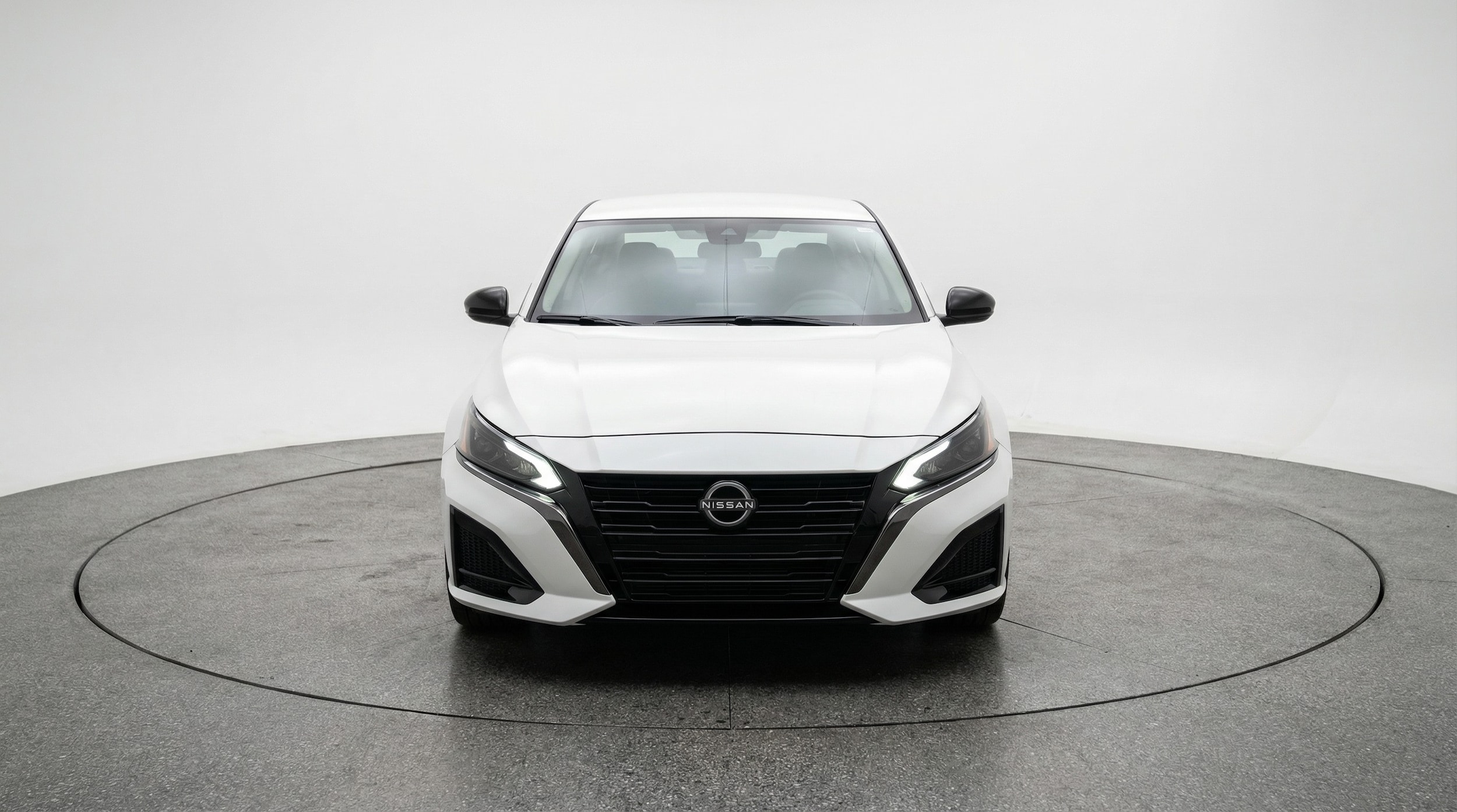 Thumbnail: 2025 Nissan Altima - 2