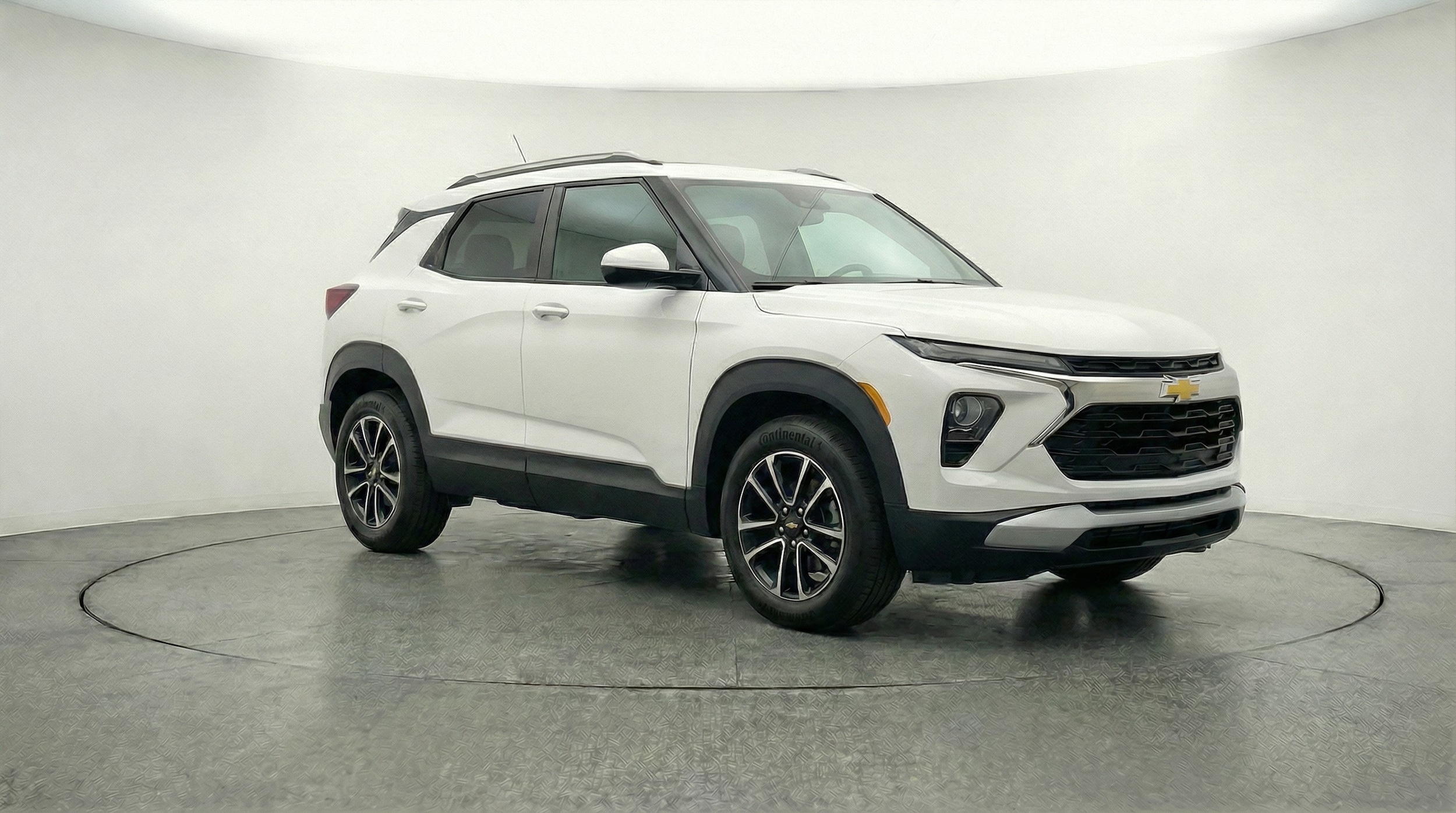 Thumbnail: 2025 Chevrolet TrailBlazer - 1