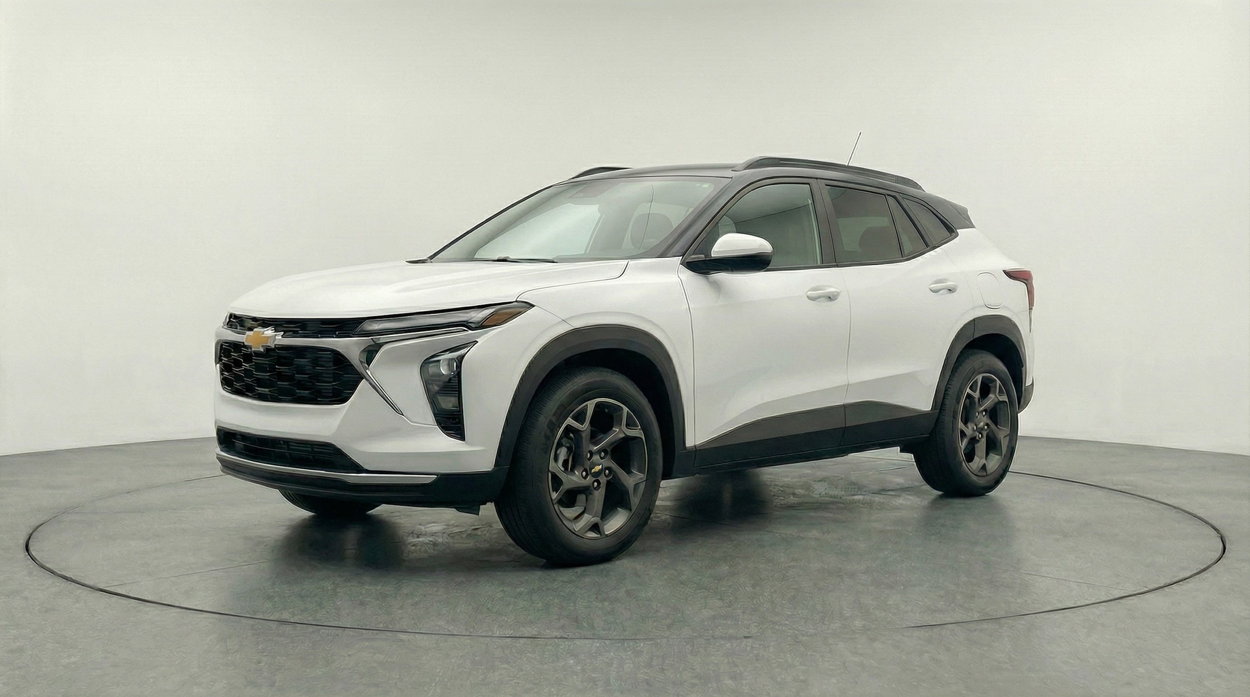 Thumbnail: 2025 Chevrolet Trax - 3